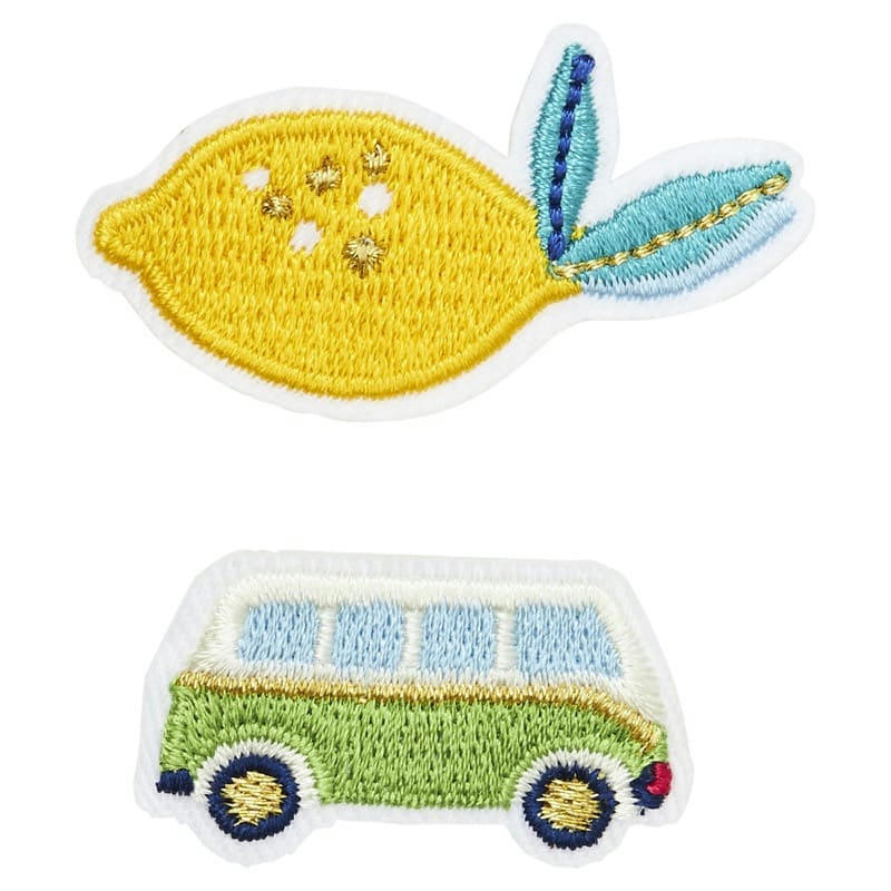 - Broche brodée van