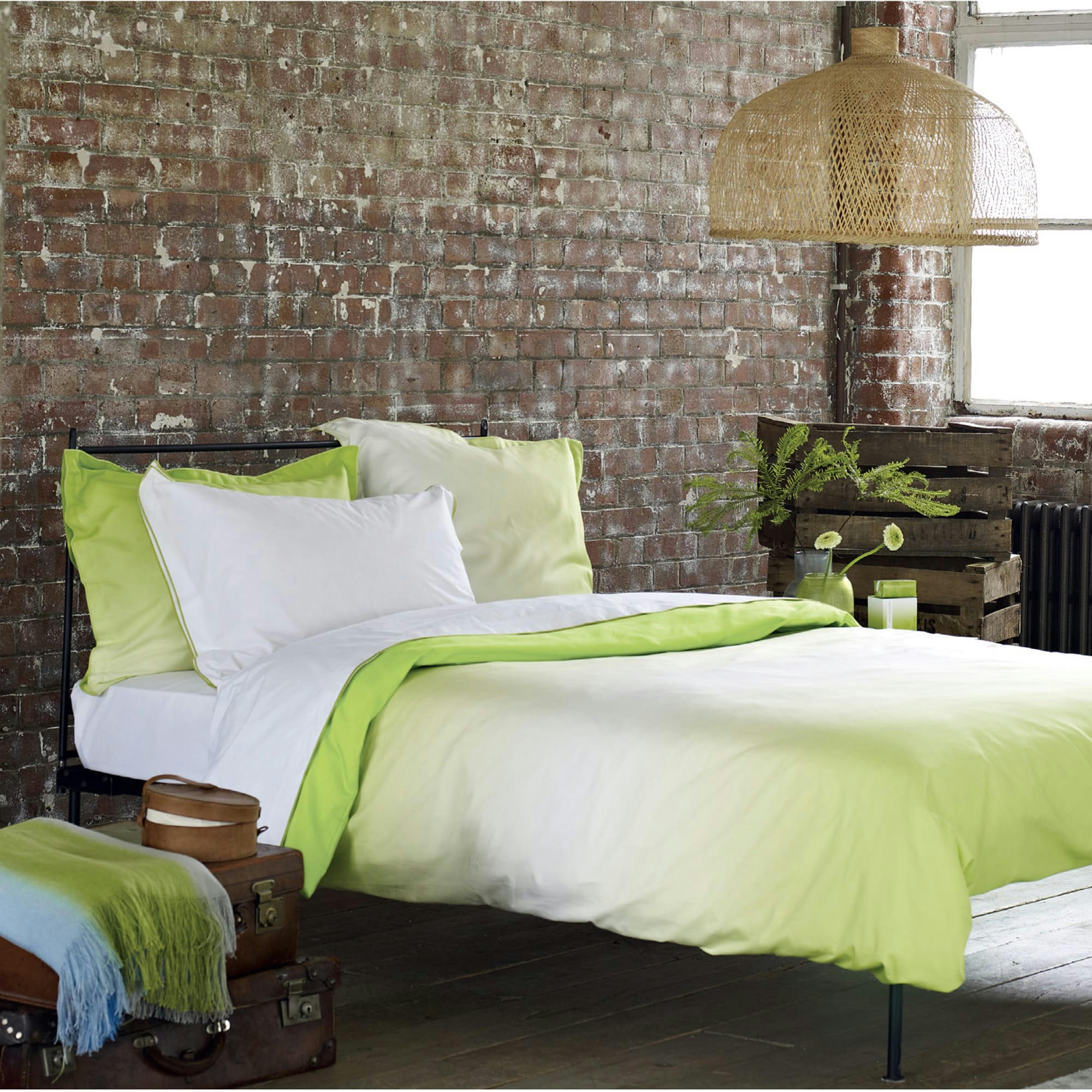 SARAILLE - Taie d'oreiller en satin de coton Vert lime 50x75