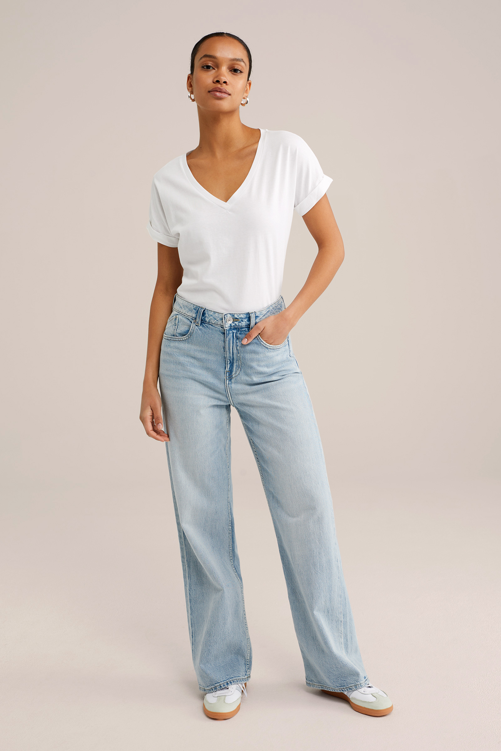 Dames T-shirt met V-hals