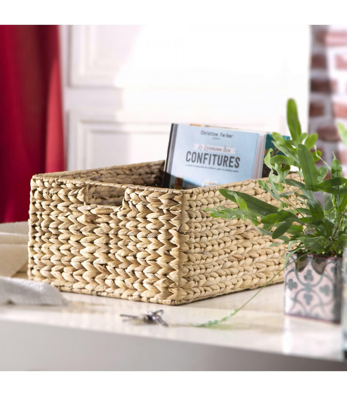 - Panier en jacinthe d'eau armature métal - hauteur 20 cm - Beige