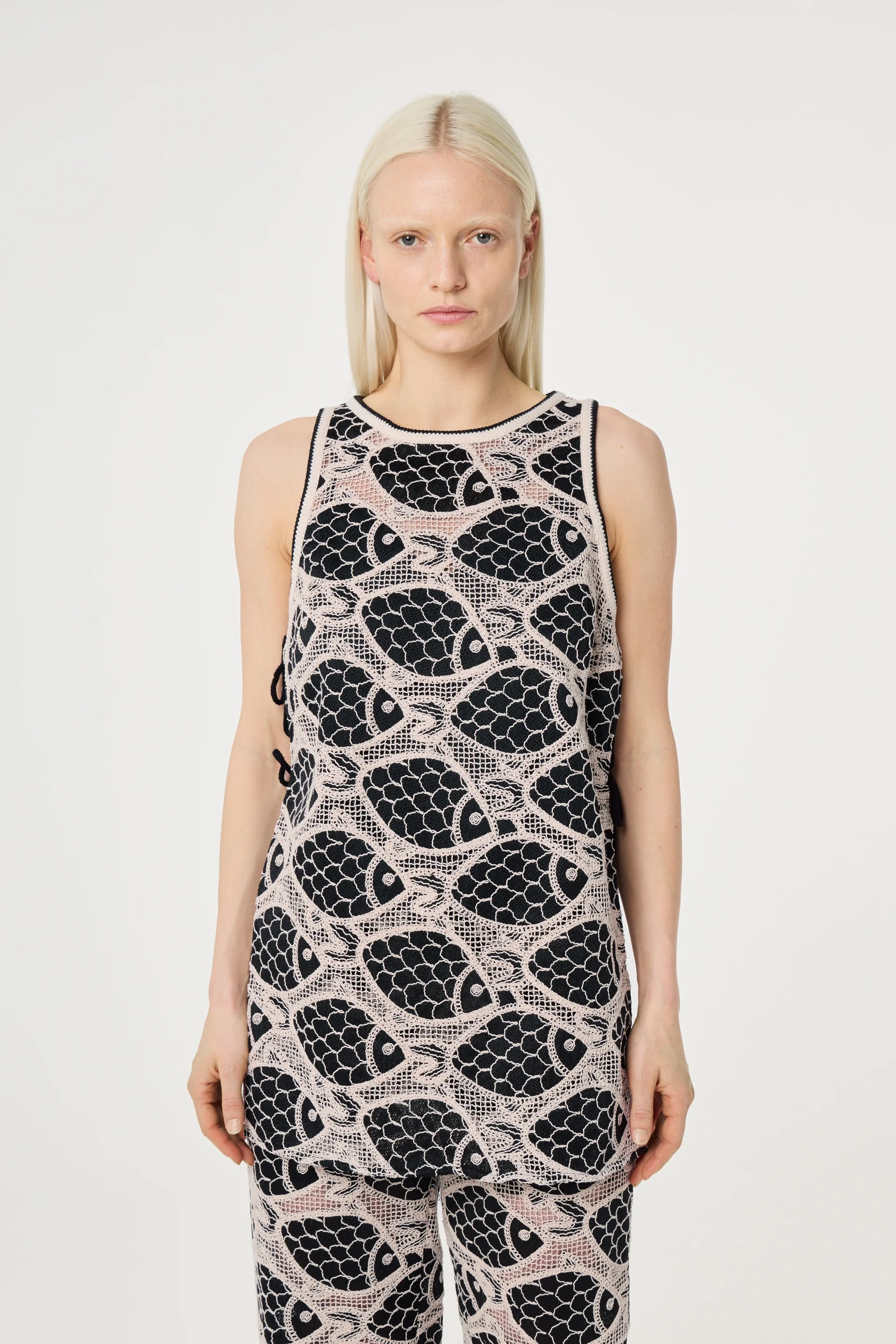 Luca Top | Cosy White/Black