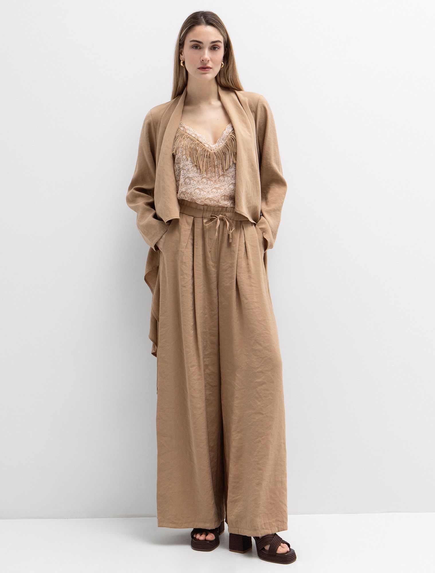 Modal παντελόνι με κορδόνια