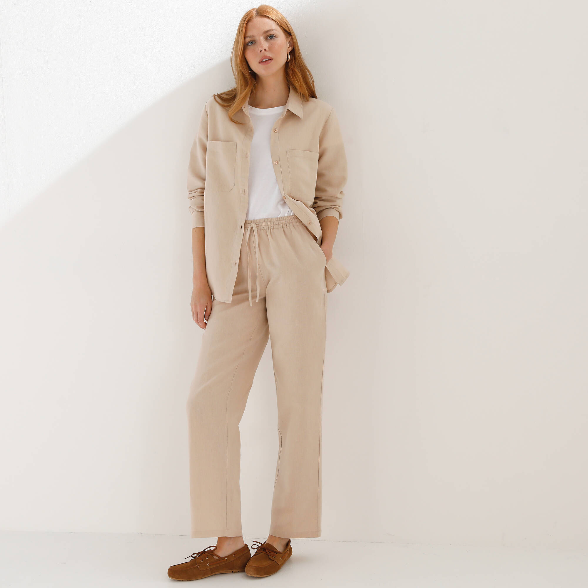 Pantalon coupe mom en coton/lin, taille élastiquée