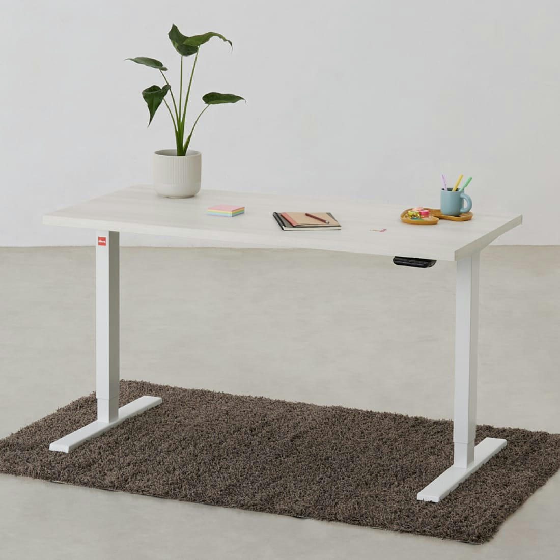 ELEVA ONE - Bureau assis-debout électrique effet bois blanc 140x70x3cm