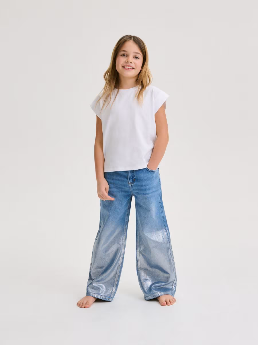 Super Wide Leg Jeans With Shiny Legs