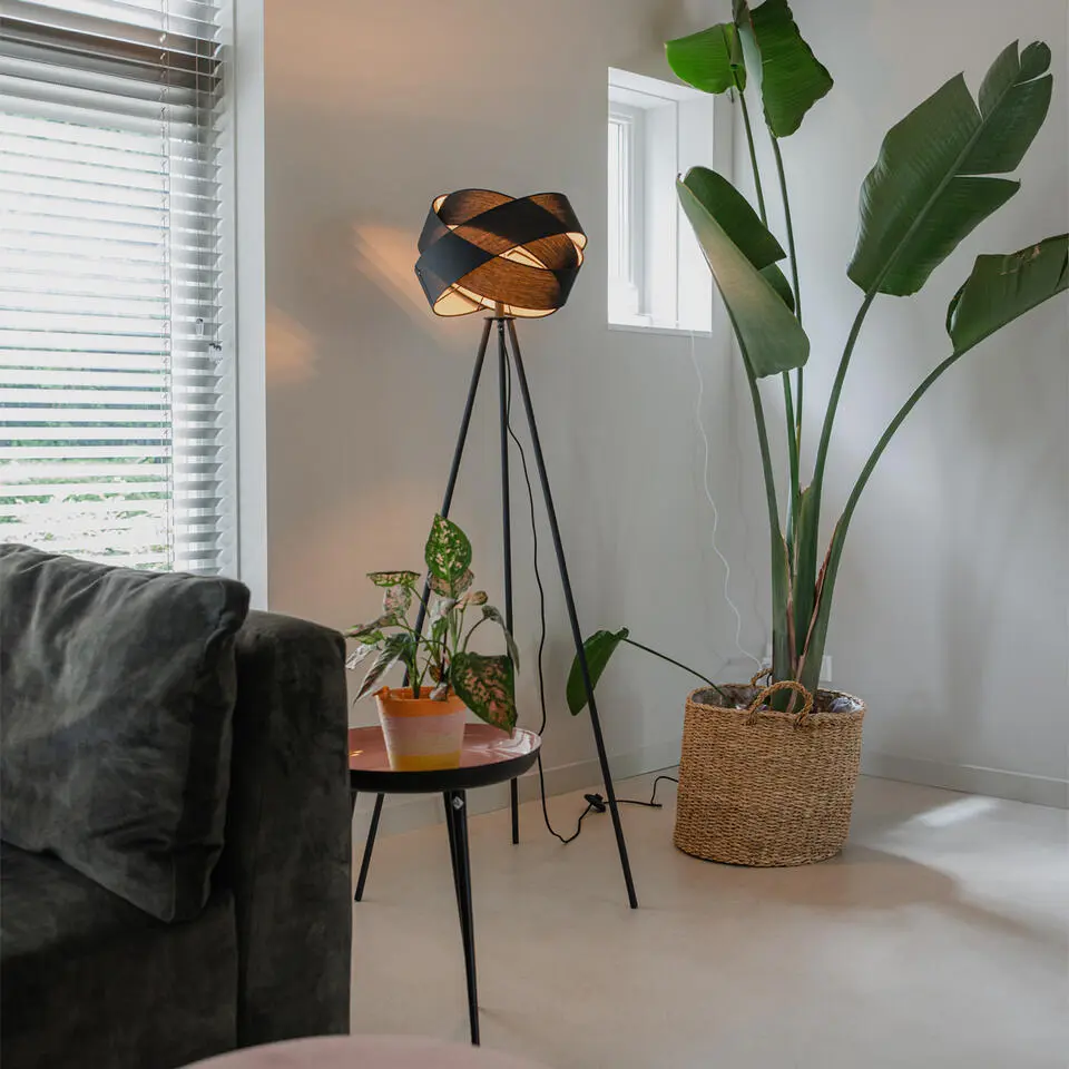 Qazqa tripod lamp cloth zwart e27
