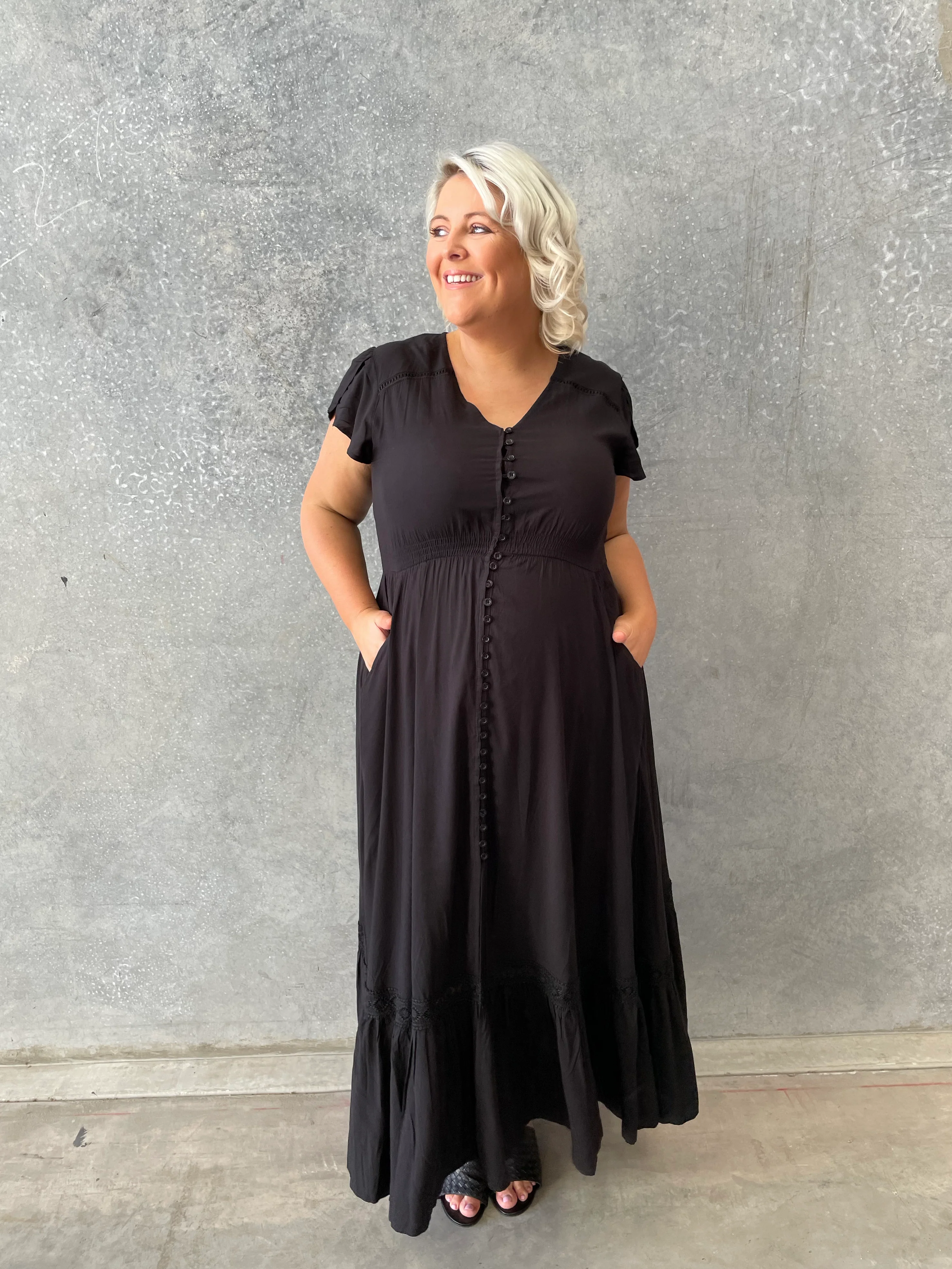 Shayla Maxi Dress in Black