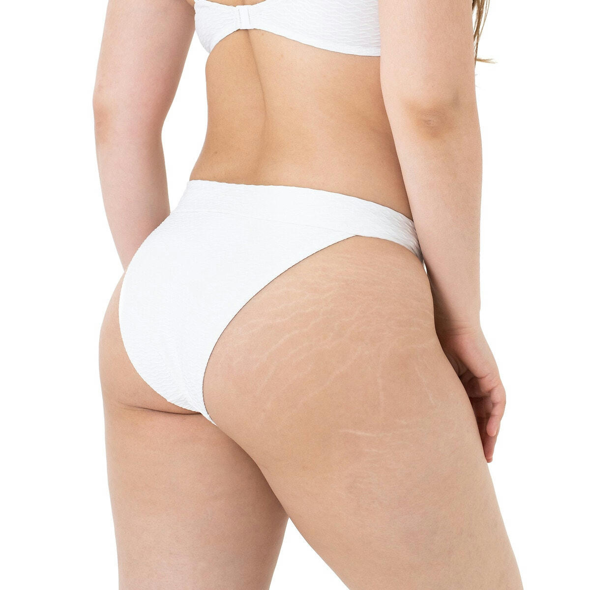 Tanga de bain reliéfé Novella