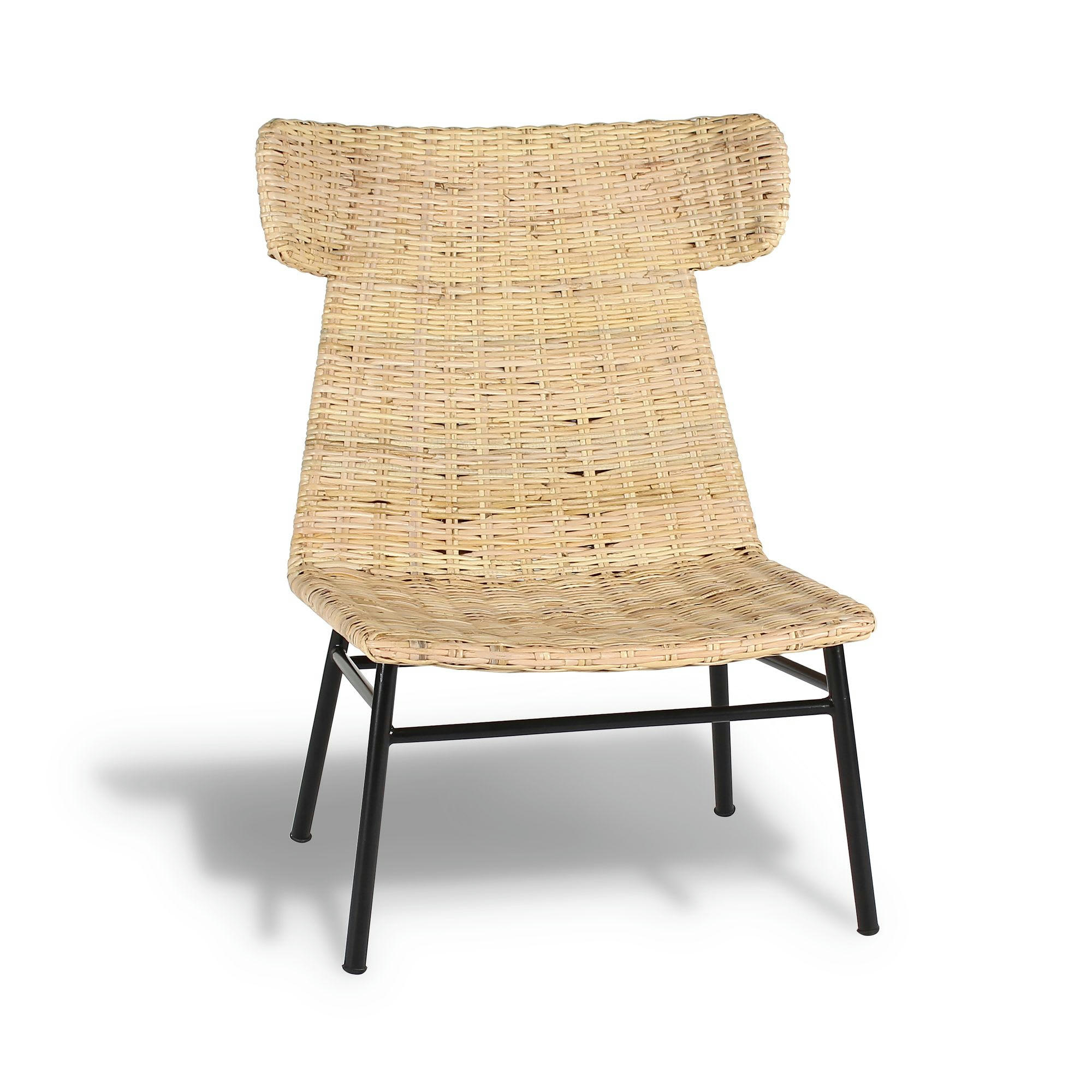 CAYO - Fauteuil haut en rotin et pieds en métal noir