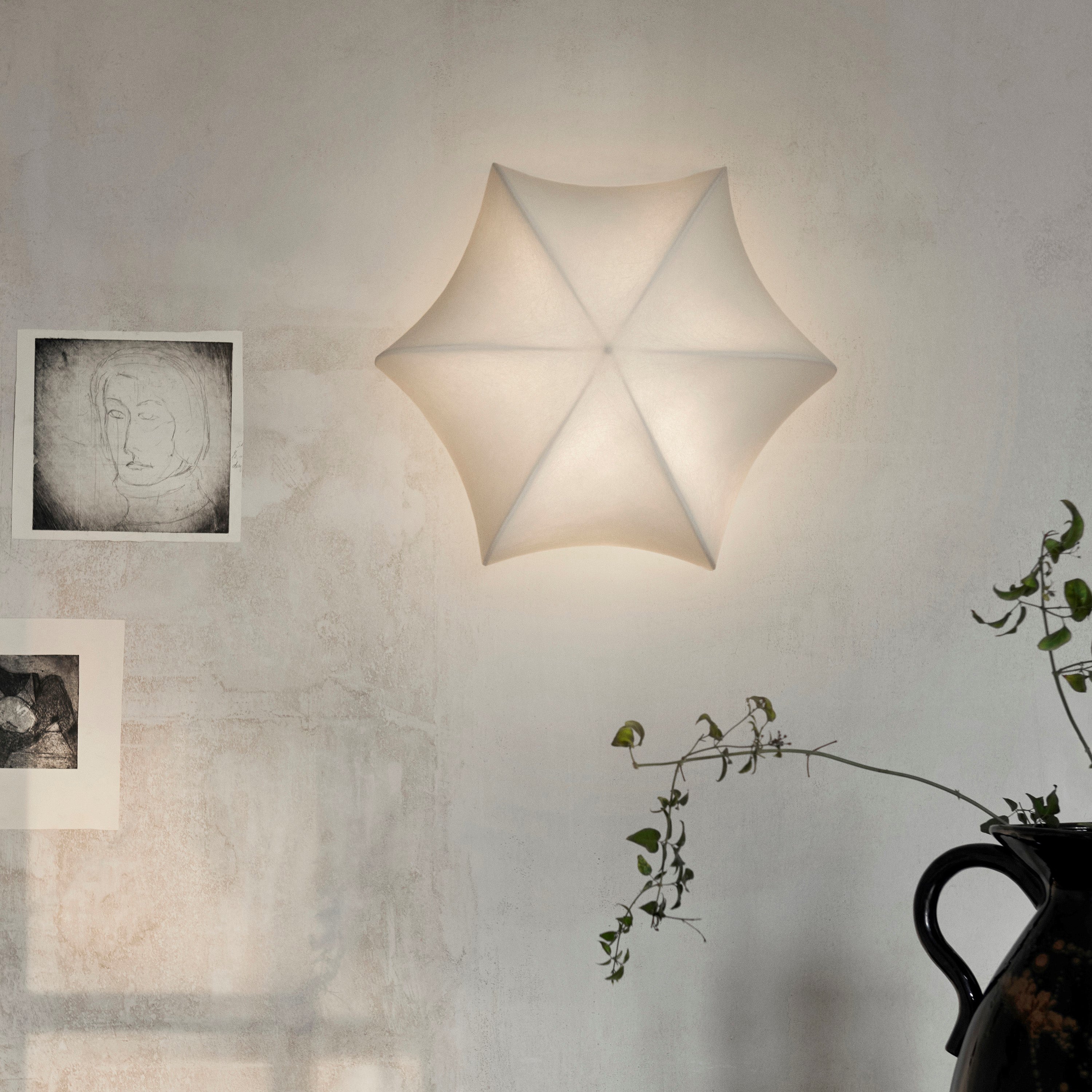 Ferm Living Poem Wandlamp Ø36 - White/Cashmere