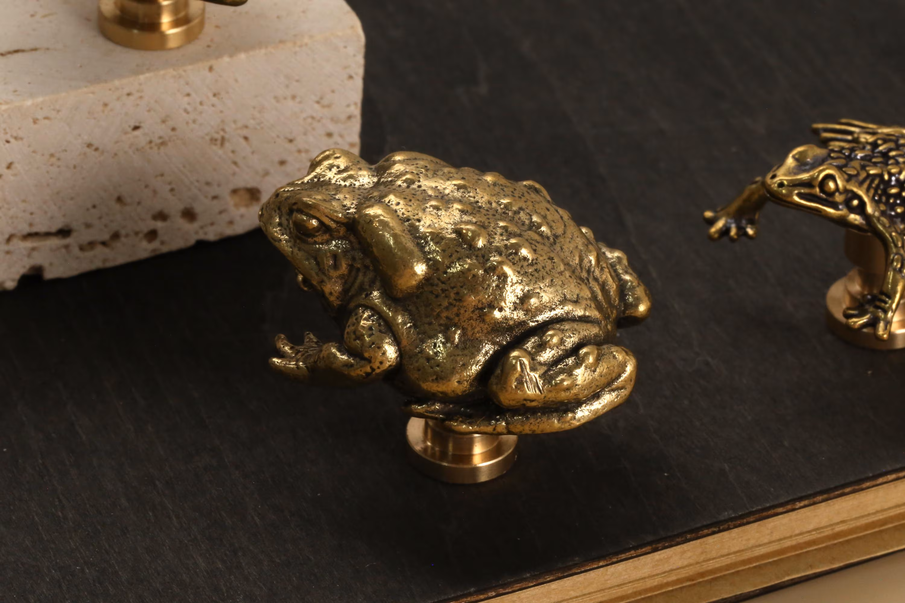 Antique Brass frog Cabinet Handles Knobs, Vintage brass toad Dresser Drawer knob Animals Wardrobe Closet Pulls Handle knobs,Cabinet Hardware