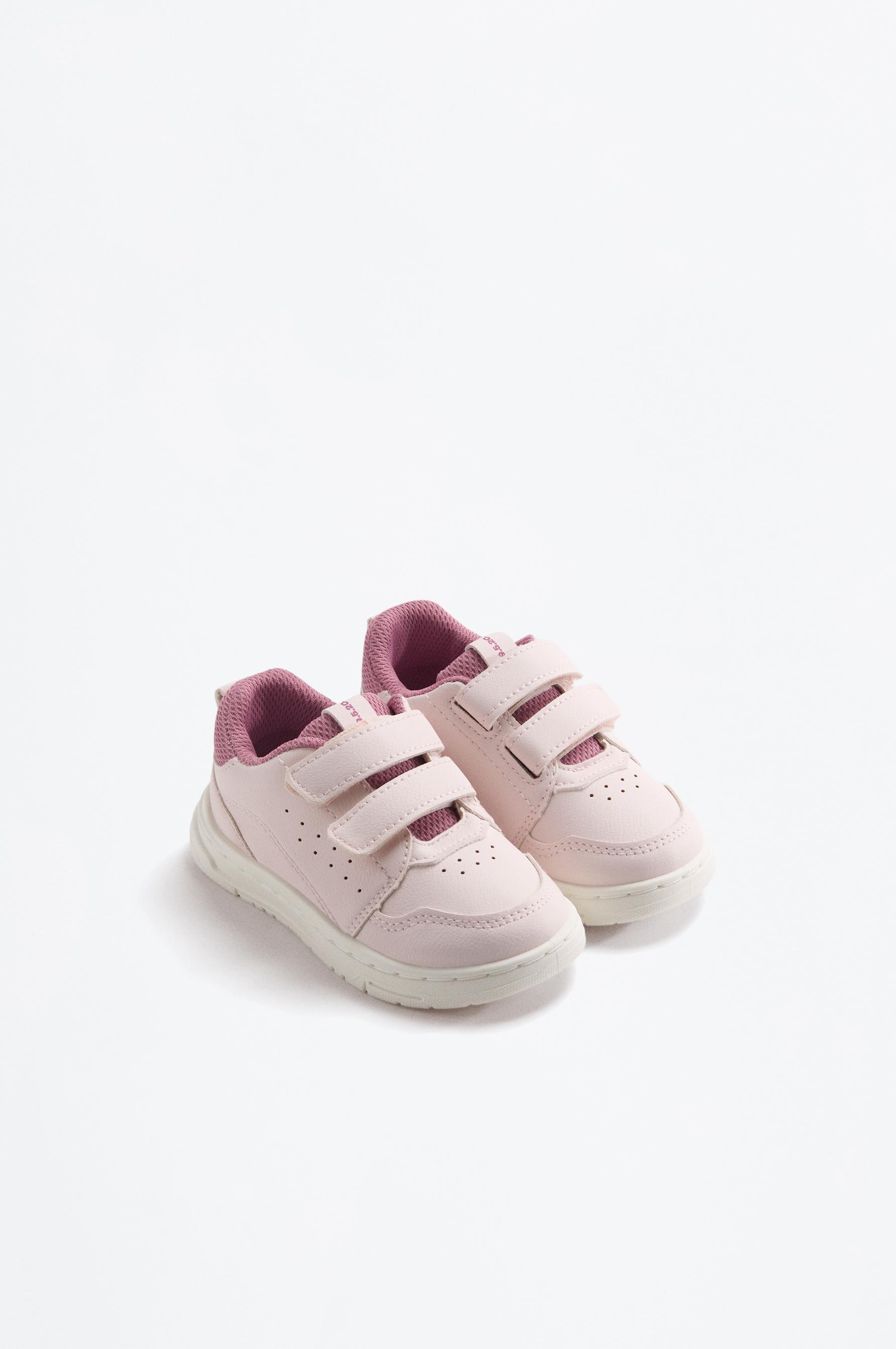 Zapatilla deportiva minimal