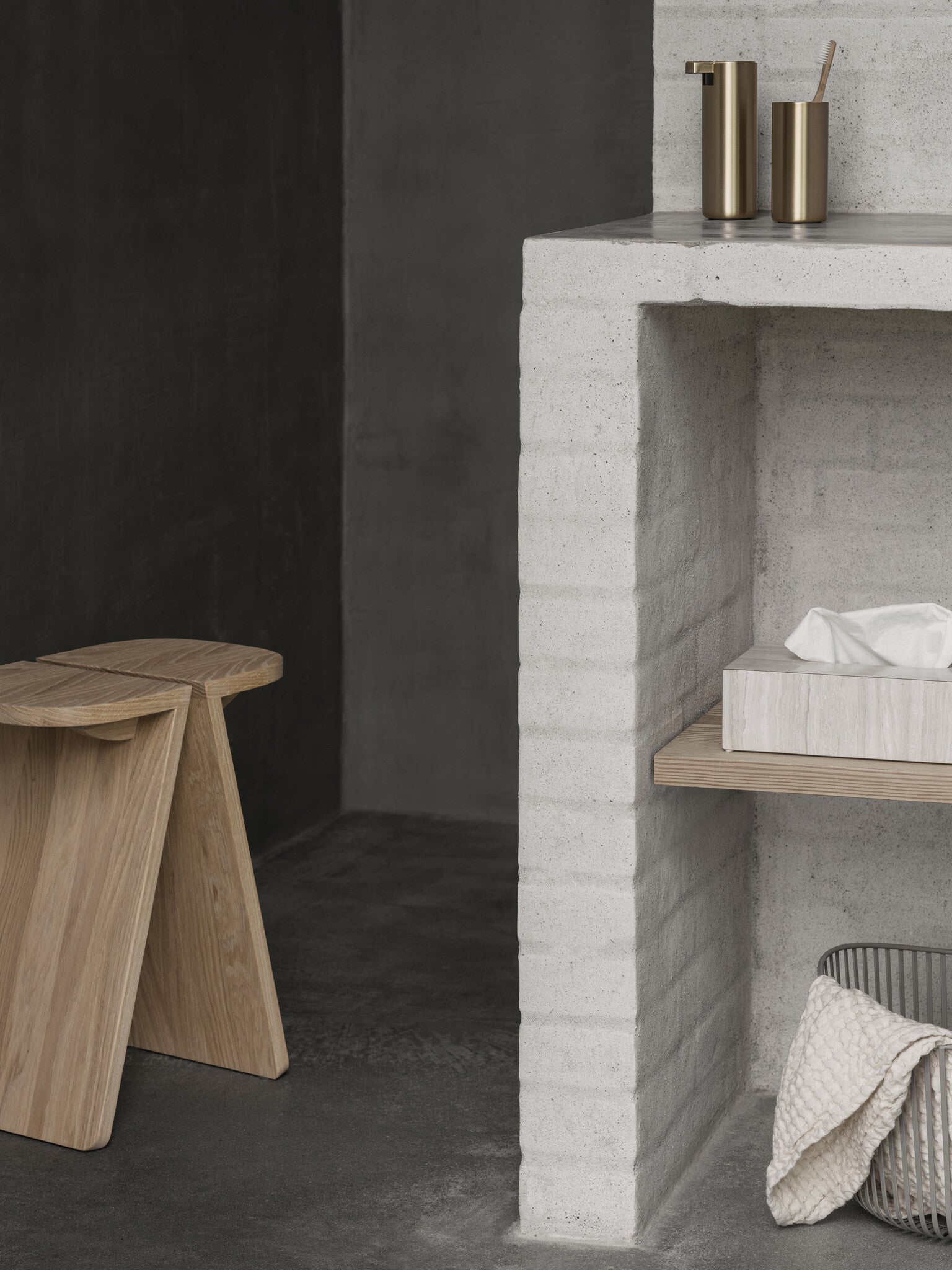 Modo Toiletrolhouder Brass   Goud   Staal