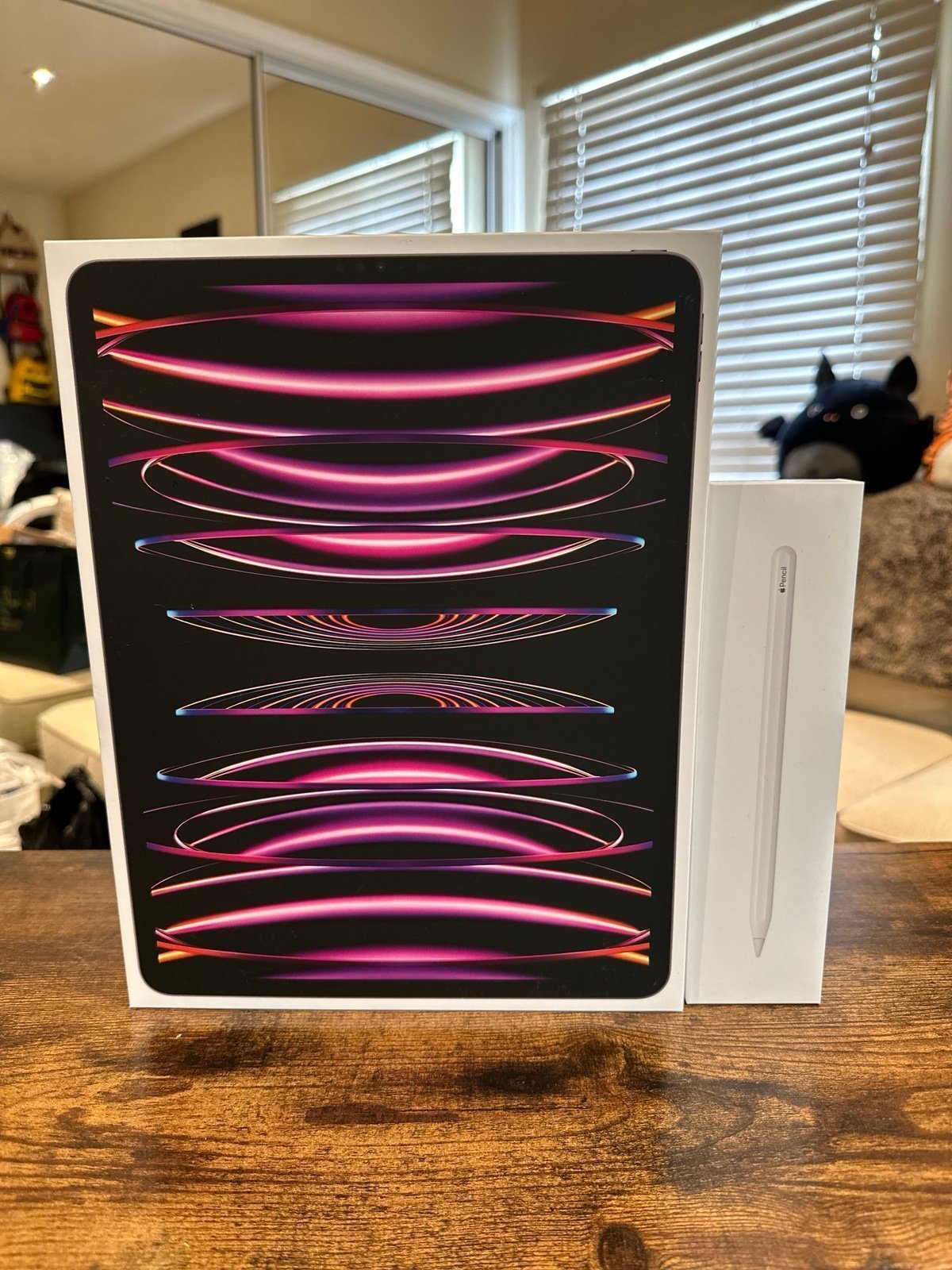 iPad Pro 2022 12.9 inch 1TB w/ Apple Pencil