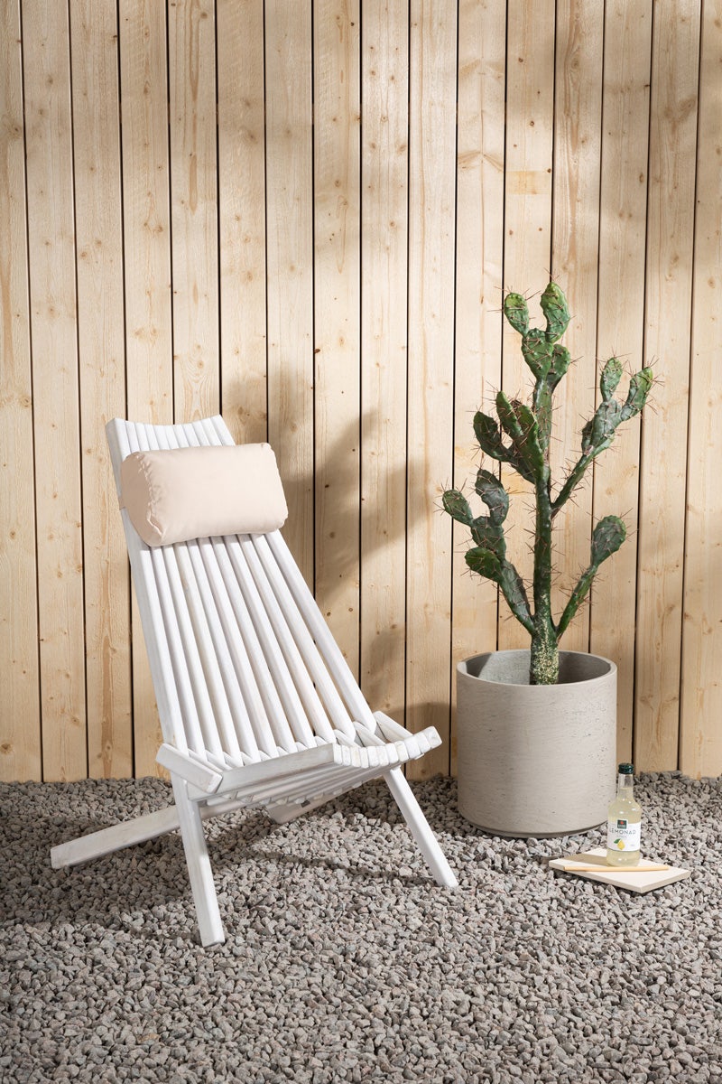 Nest outdoor Bastian houten tuin loungestoel wit - met hoofdkussen
