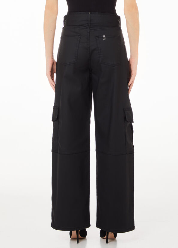 Pantaloni cargo in tessuto spalmato