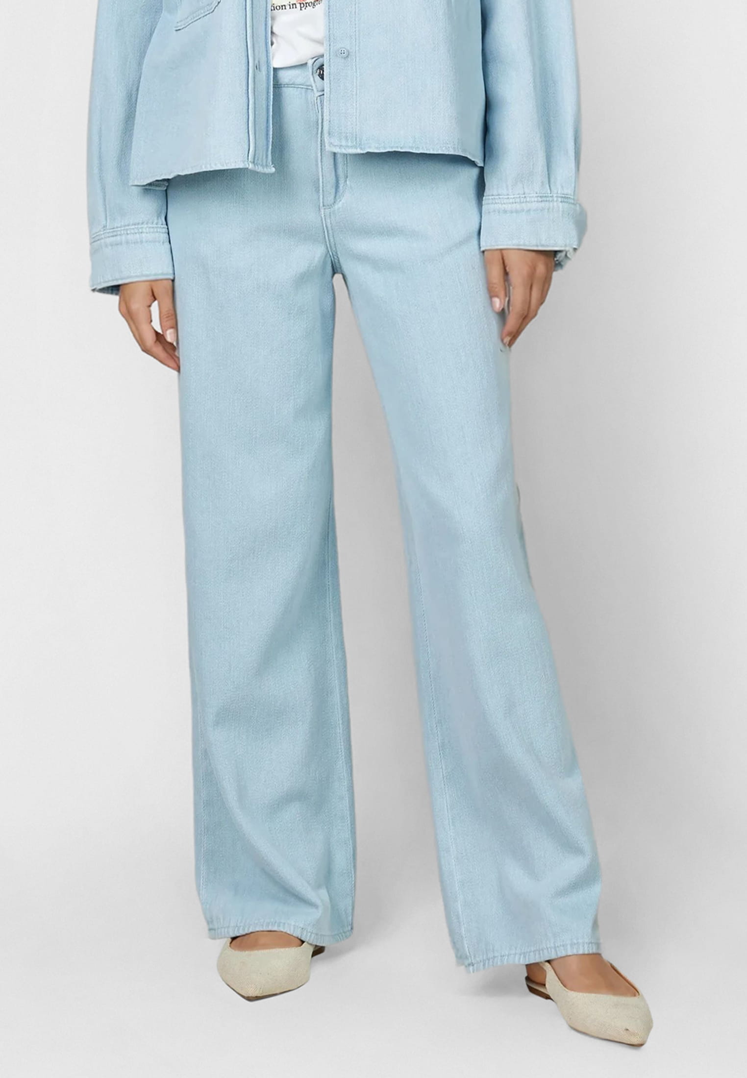 Wide Leg Jeans