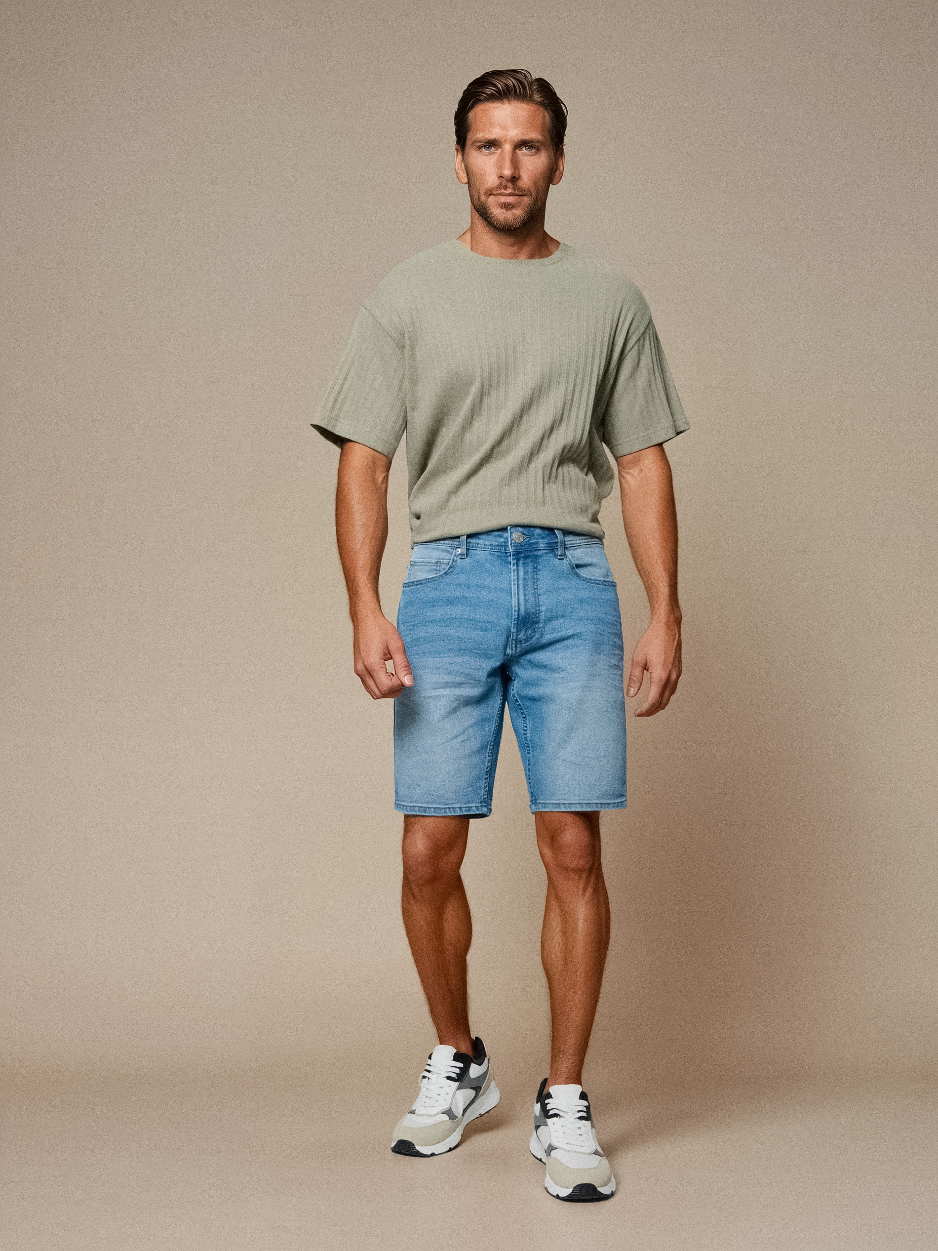 Jeansowe szorty slim fit z kieszeniami