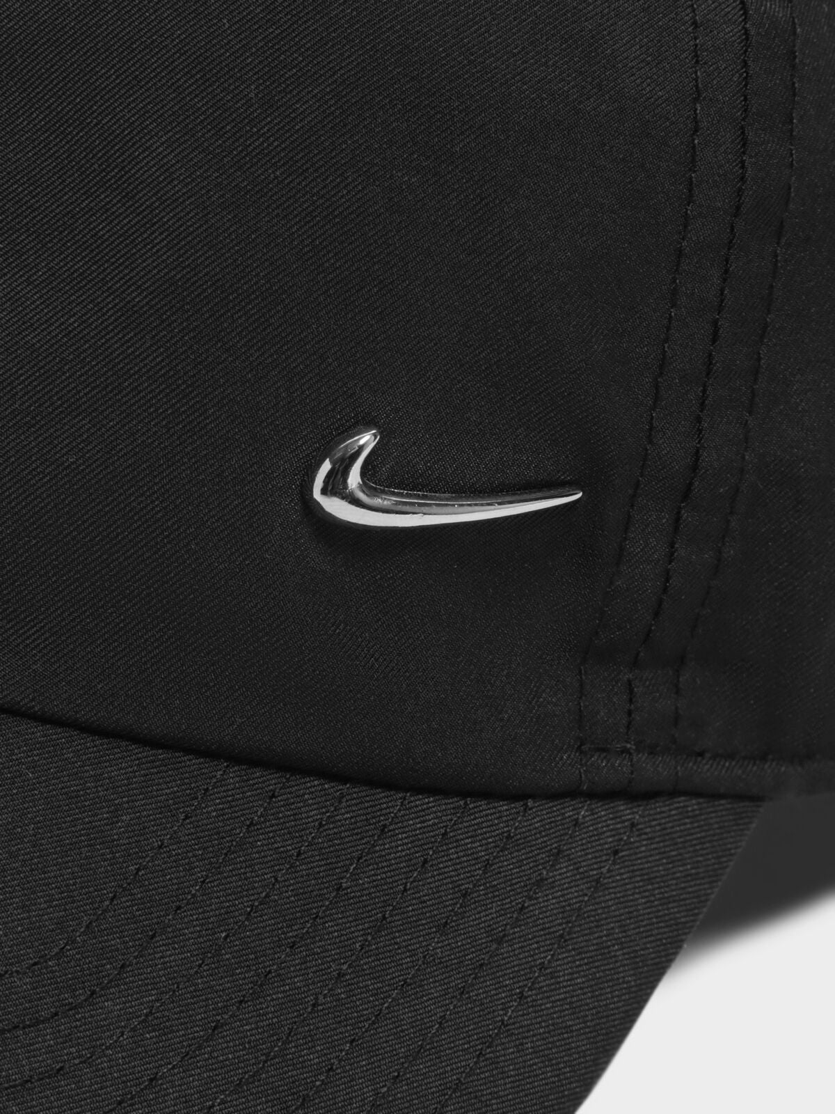 Heritage 86 Metal Swoosh Cap