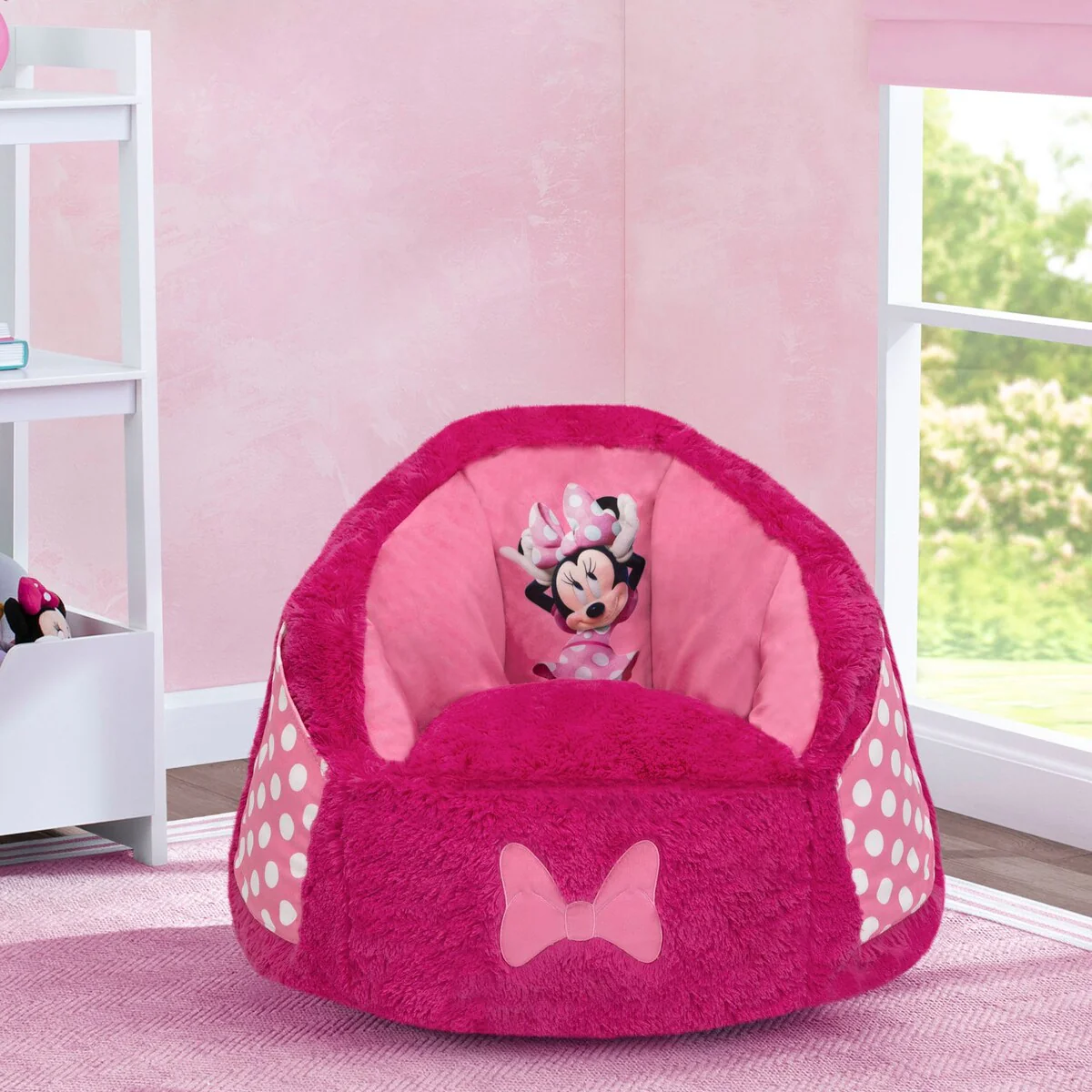 Disney Minnie Mouse Cozee Fluffy Chair by Delta Children, Toddler Size for Kids Up to 6 Years Old