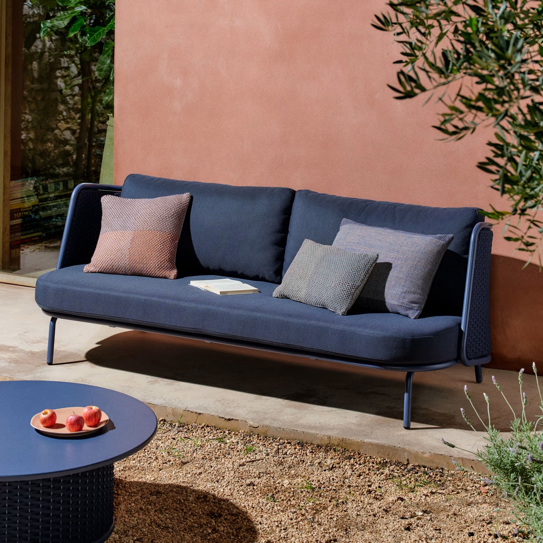 Kave Home Sedalis Tuinbank - Blauw