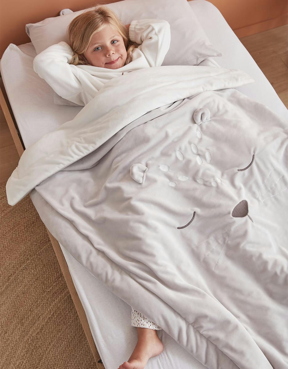 - Couverture Kendi 100 x 140 cm en Veloudoux