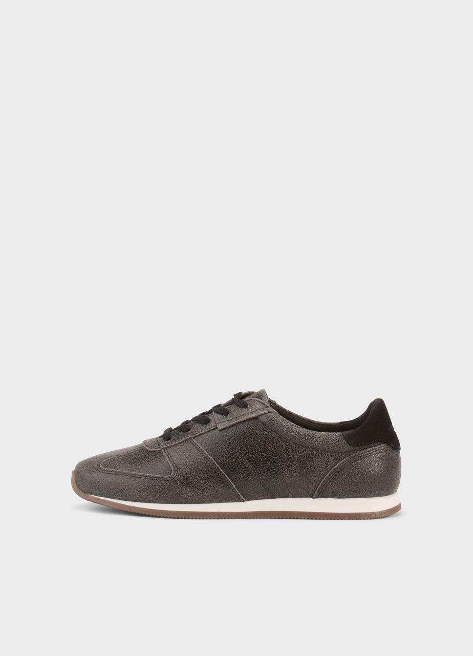 Yasmin Sneakers