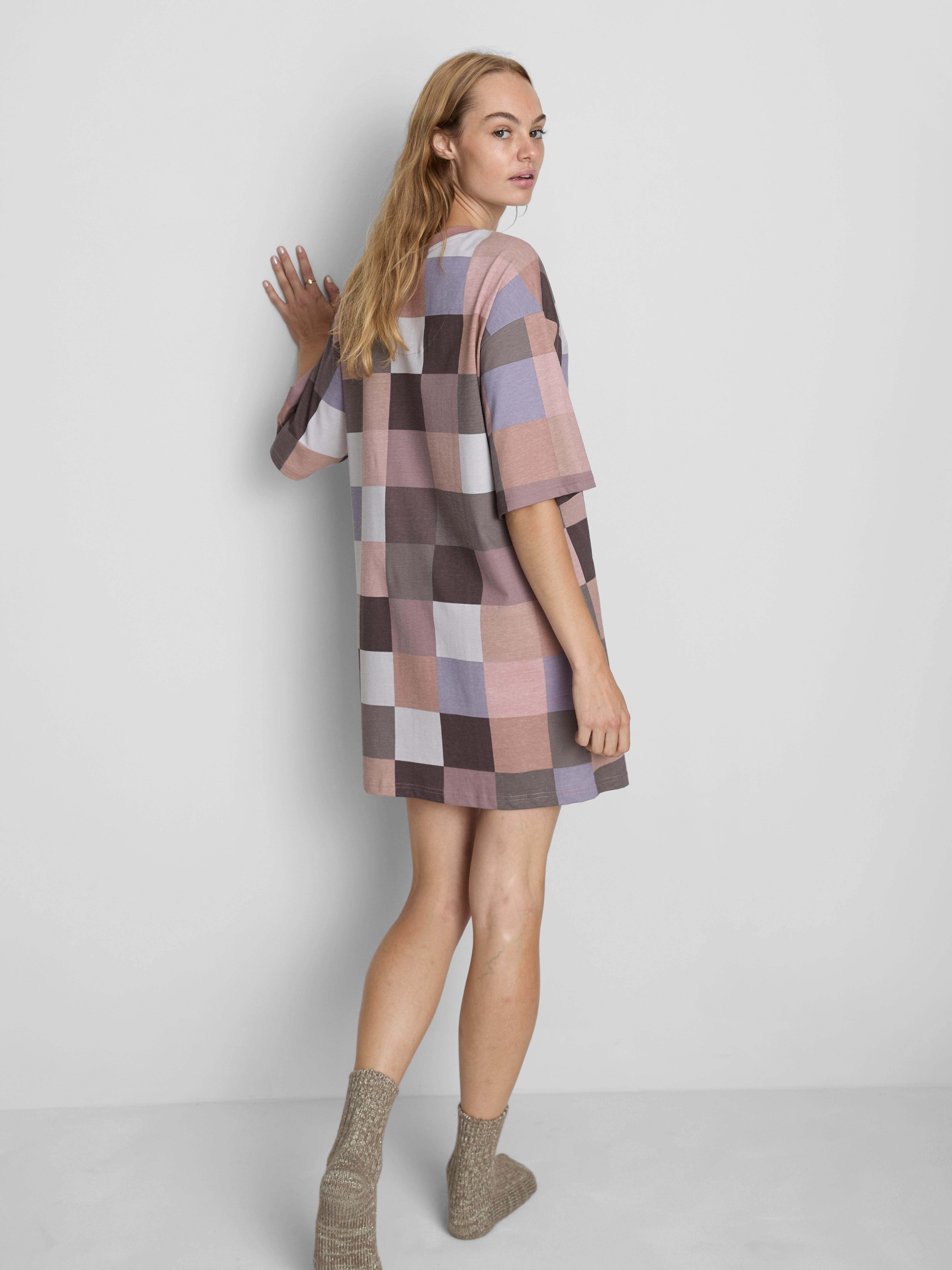 The Sims Relaxed Nightshirt