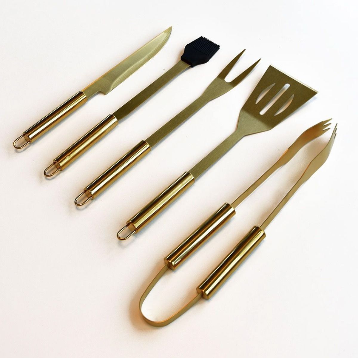 ZESTAW BBQ MILLIONAIRE W FARTUSZKU 31x11x5cm