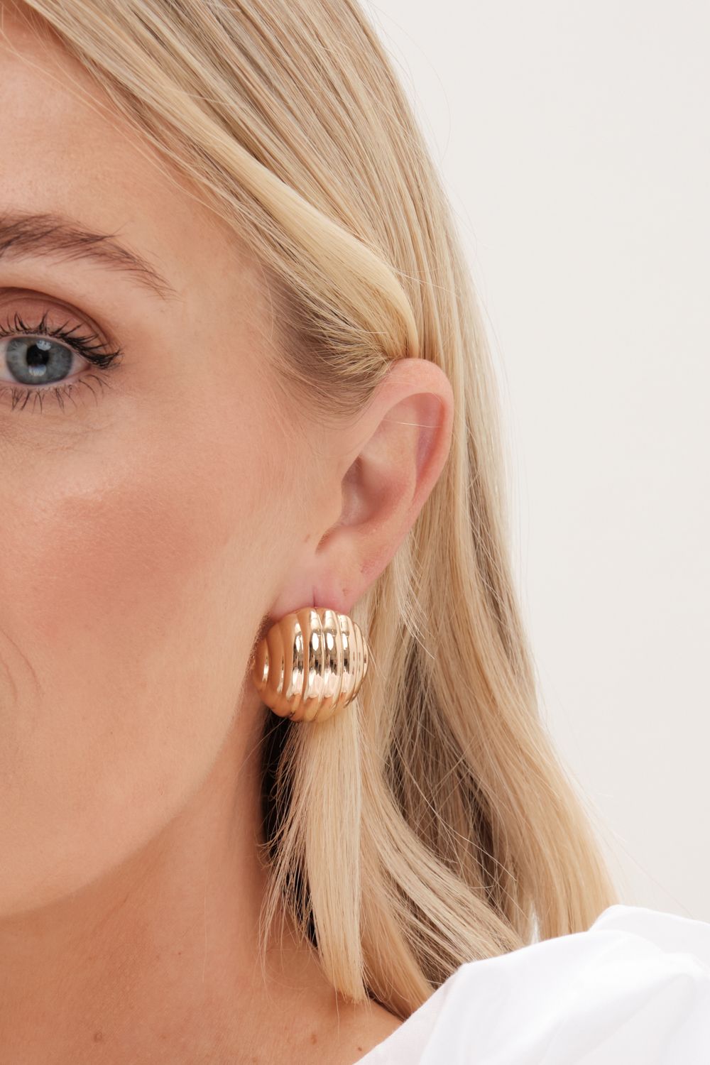 Mood Gold Large Ridged Stud Earrings