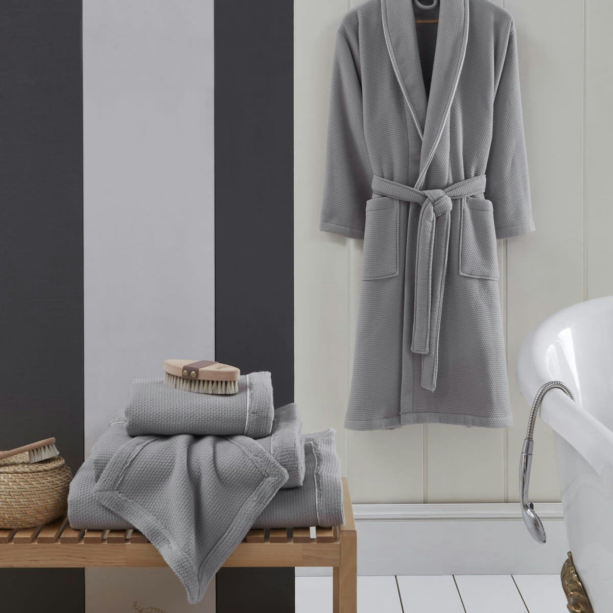 CAP FERRET - Maxi drap de bain double face  gris perle  100x180 cm