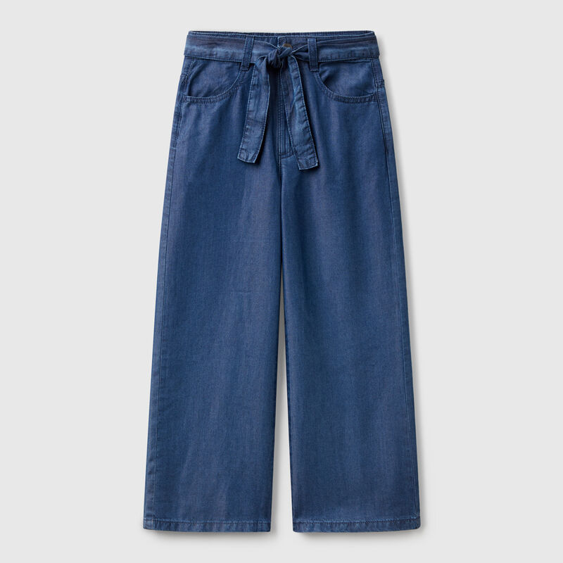 Wide fit jeans with sash