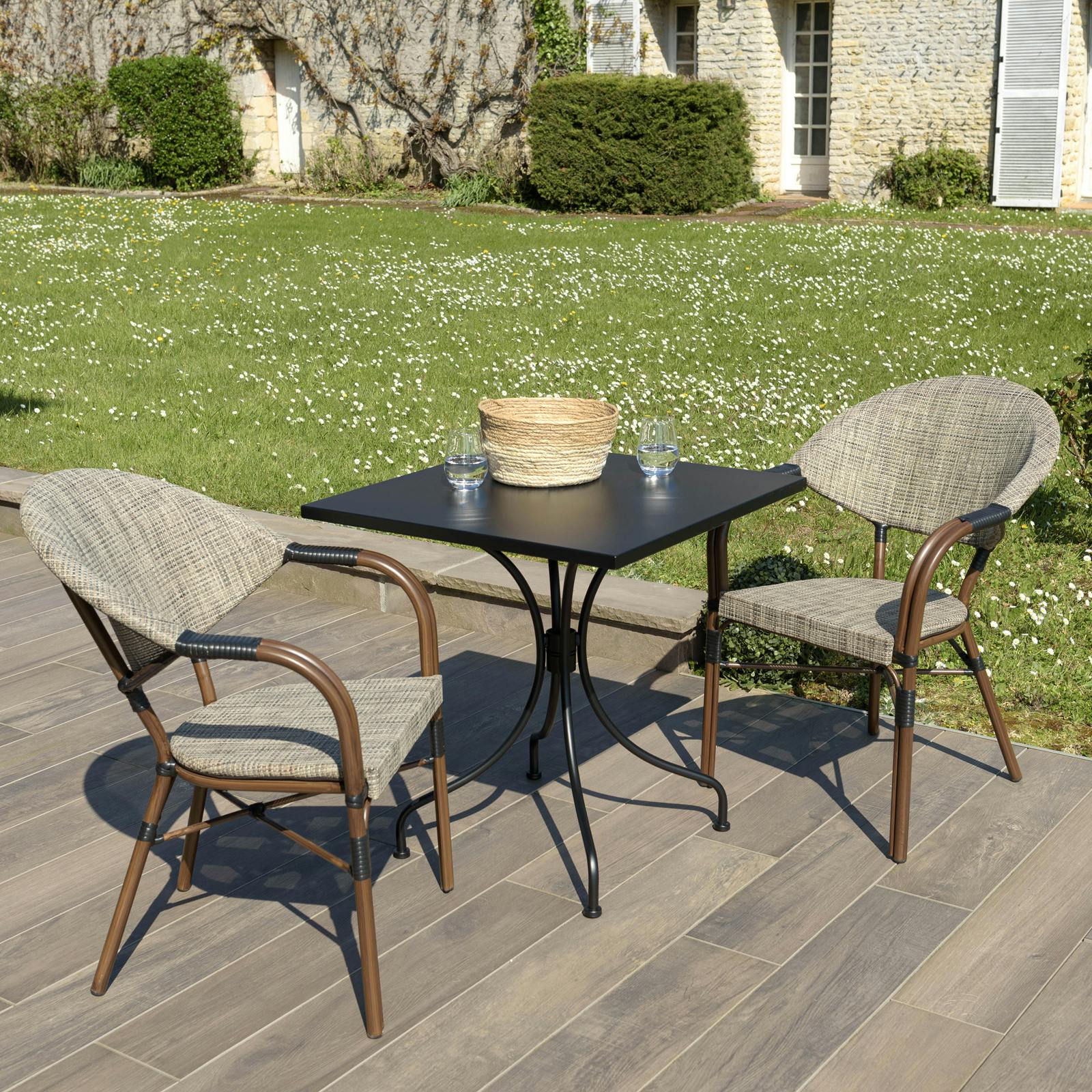Salon de jardin table carrée noire 70x70 cm   2 fauteuils bistrot tissu taupe GIJON