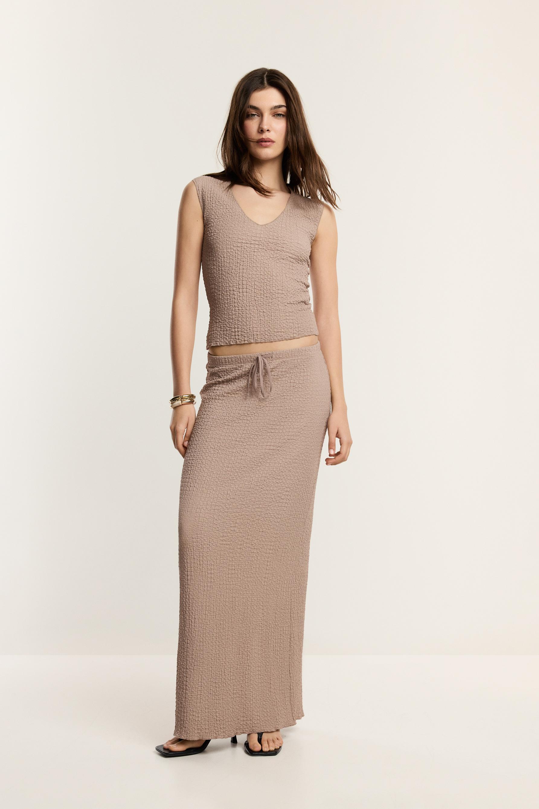 Falda midi textura