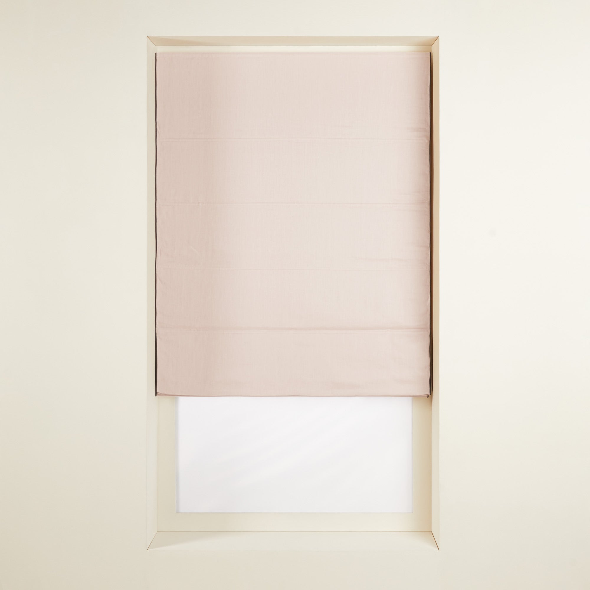 Madura Verduisteringsrolgordijn Carlina poederroze en zwarte hommel 60x220 cm