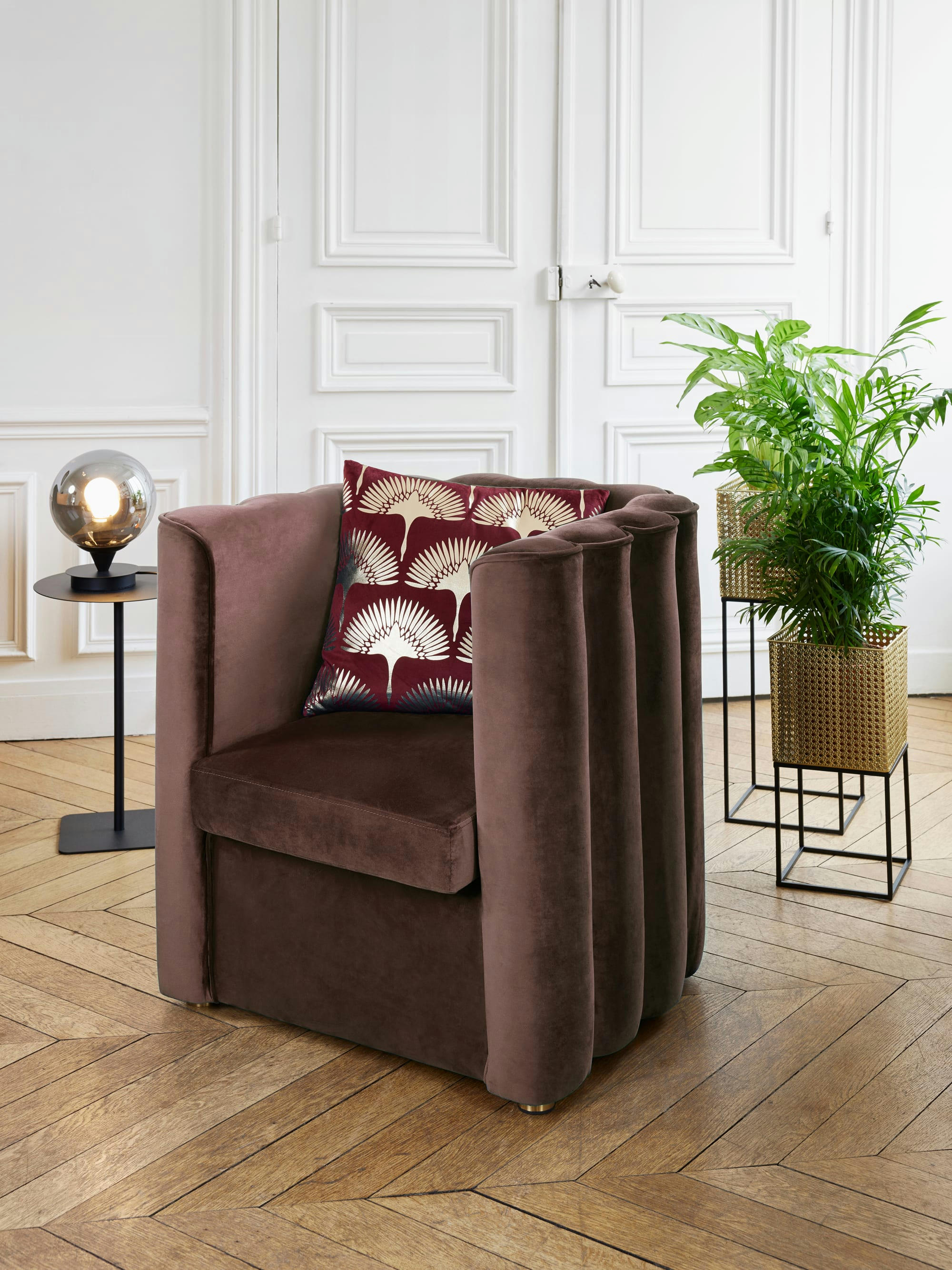 FRIDA - Fauteuil vintage en velours marron