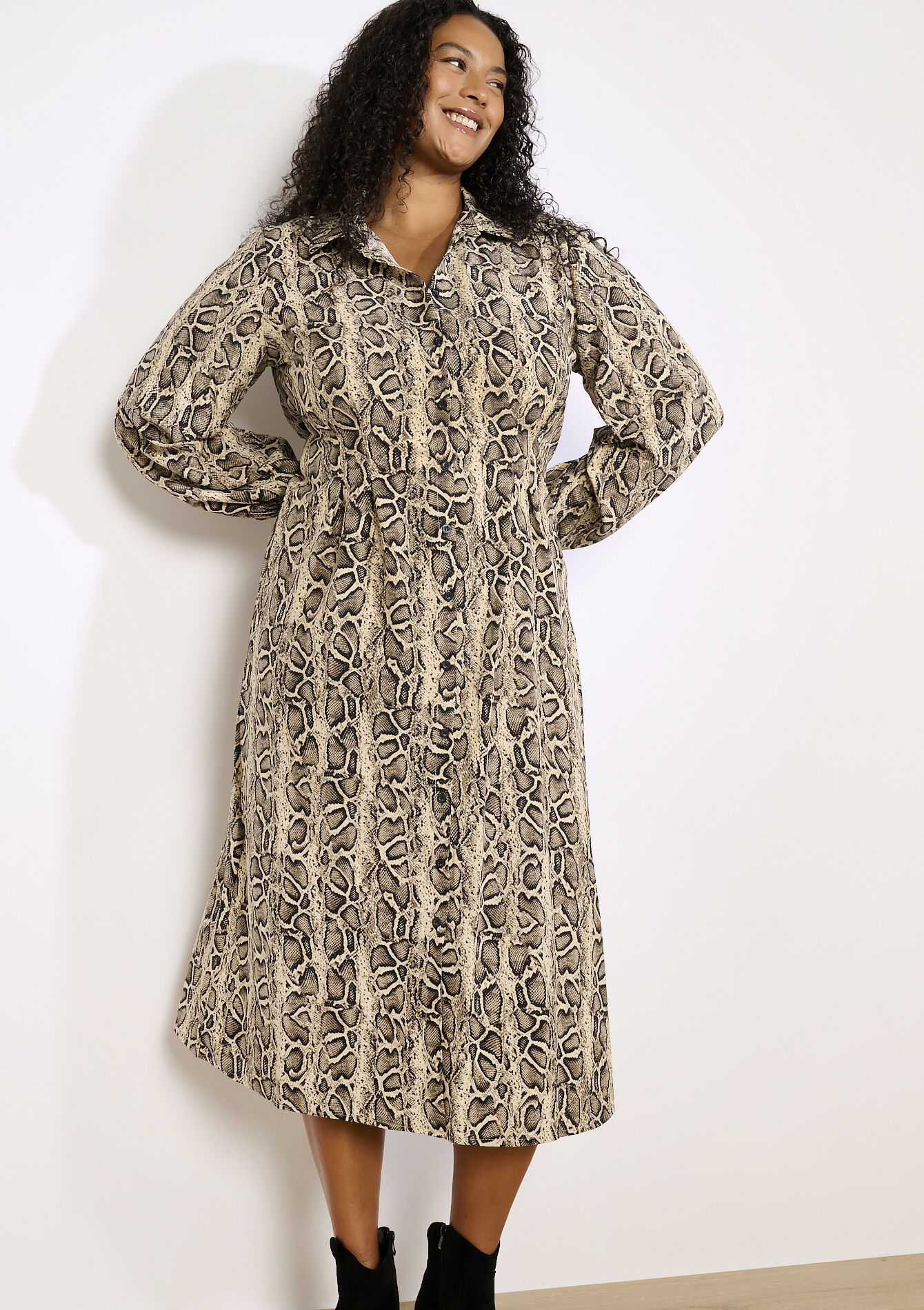 Zwierige midi-jurk met print