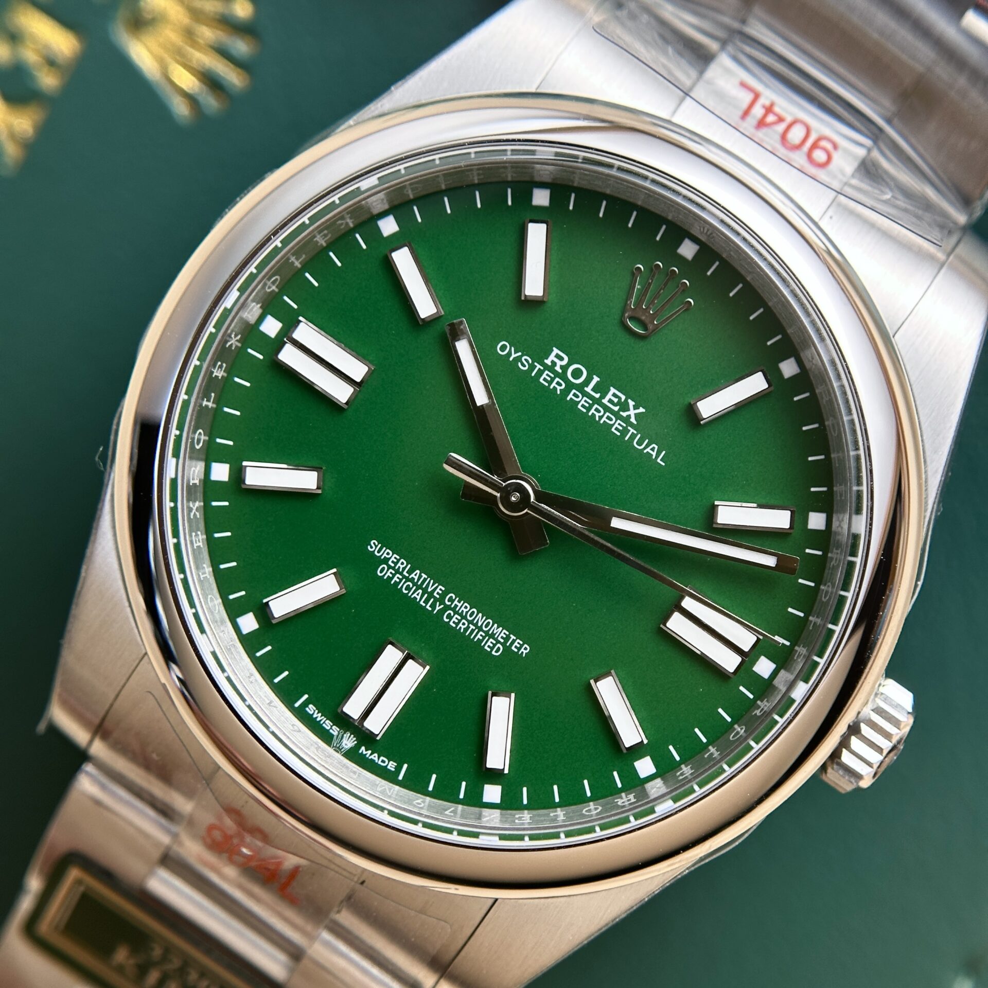 Rolex Oyster Perpetual 124300 316L Steel Green Dial 41mm Oyster AAA Replica