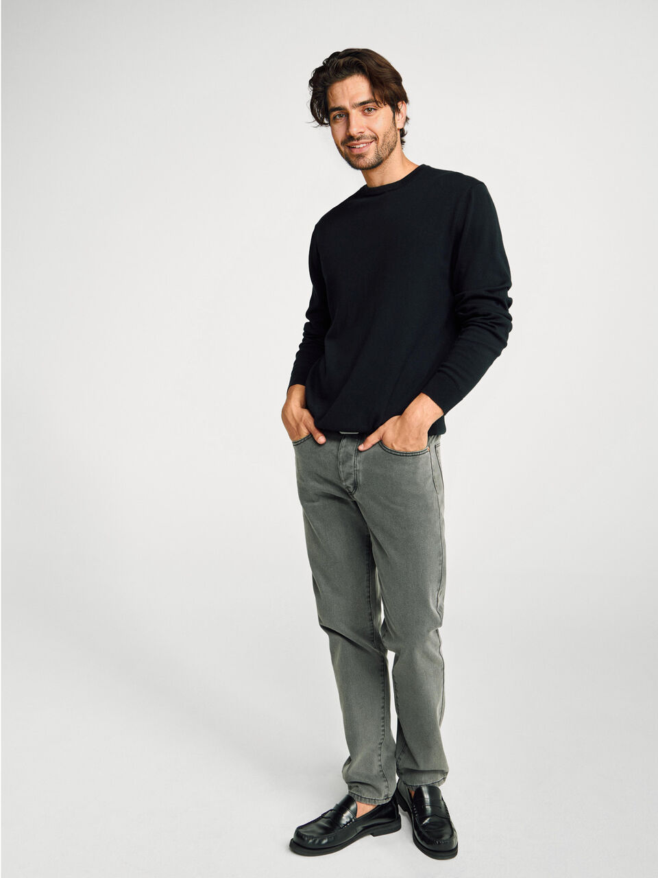 100% cotton crew neck top