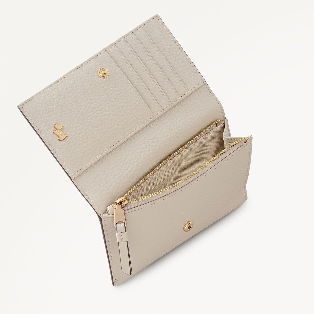 Oak Street - Medium Flapover Purse