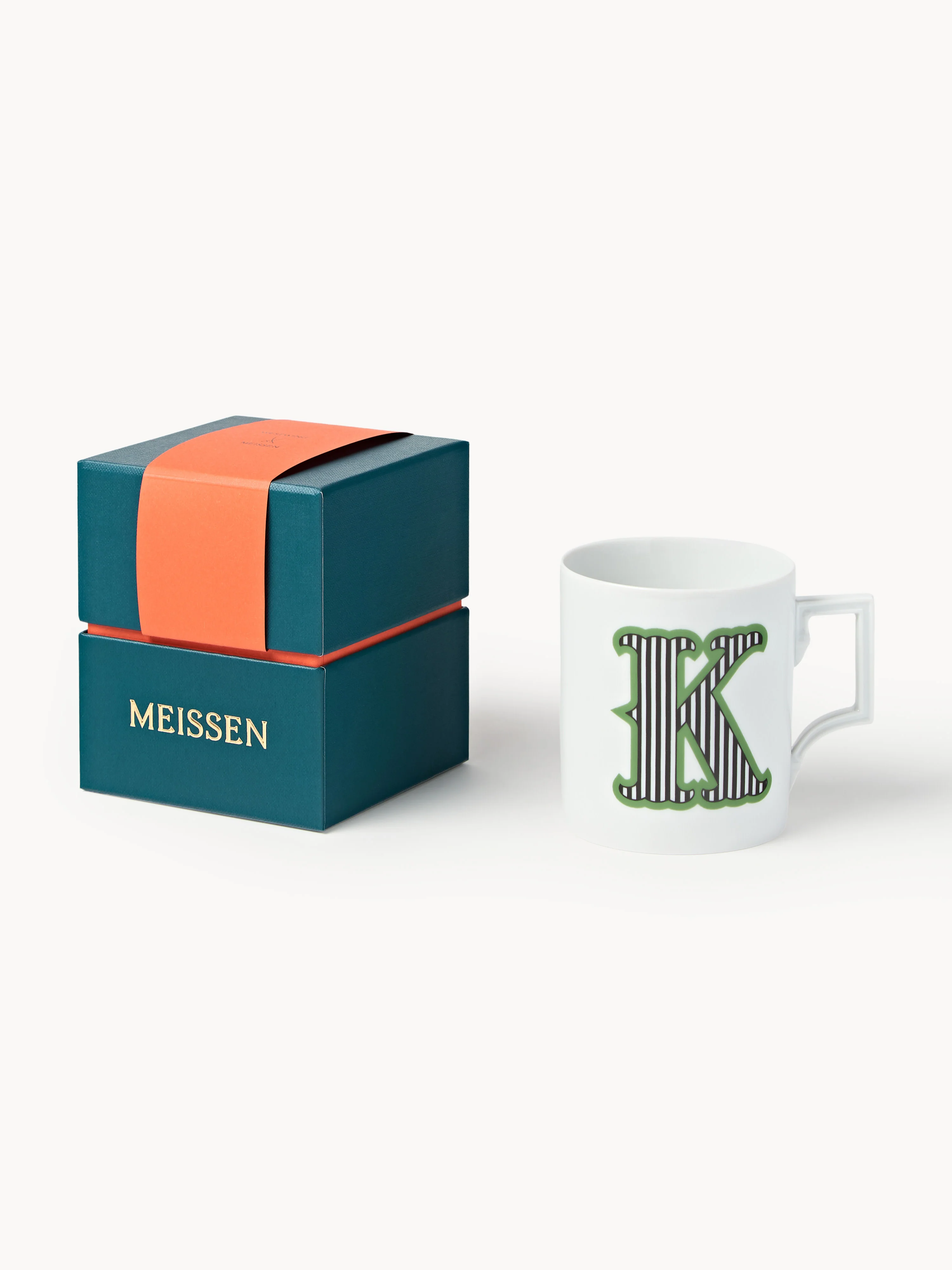 Westwing x MEISSEN, Handgefertigte Tasse Initials mit Dekor-Motiv