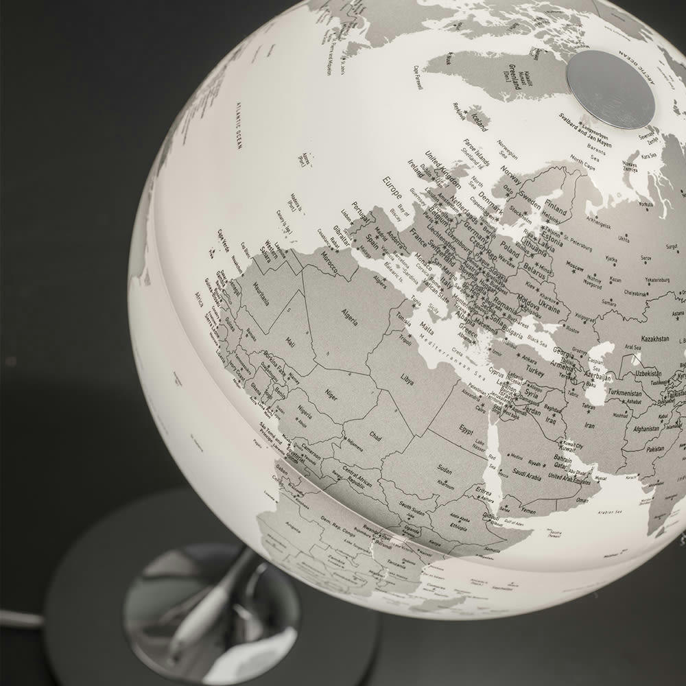 ANGLO CHROME - Globe terrestre de design 25 cm  lumineux  textes en anglais