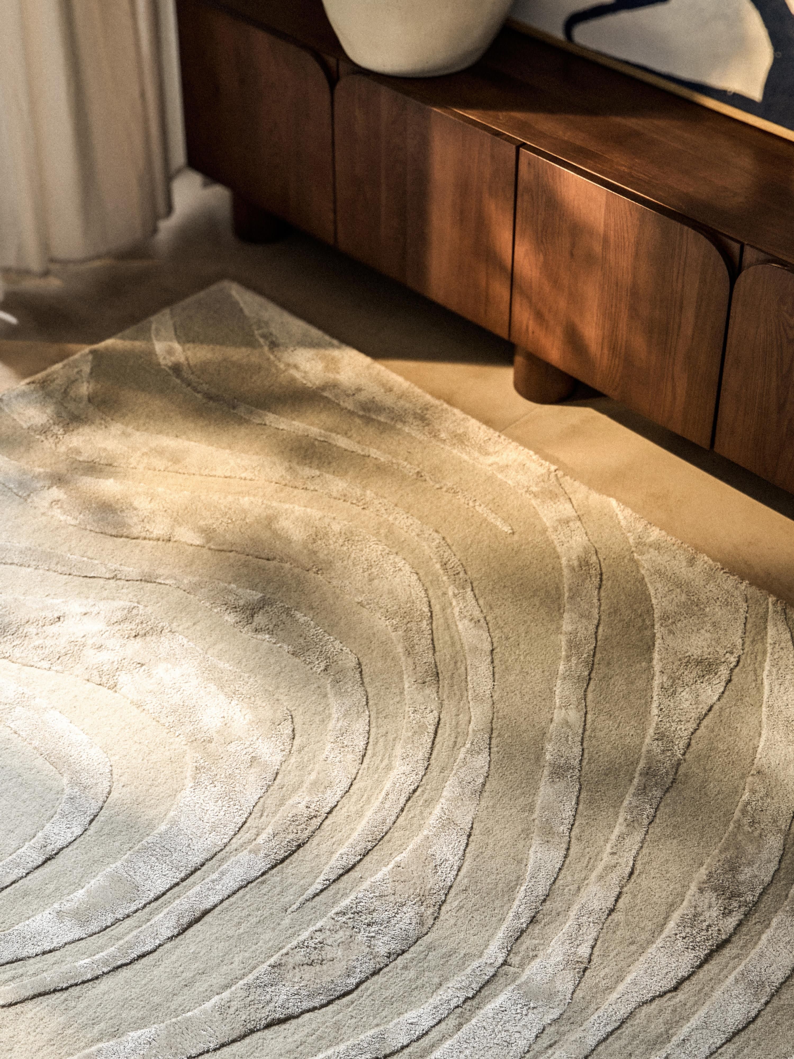 Handgetufteter Kurzflor-Teppich Winola mit Hoch-Tief-Struktur
