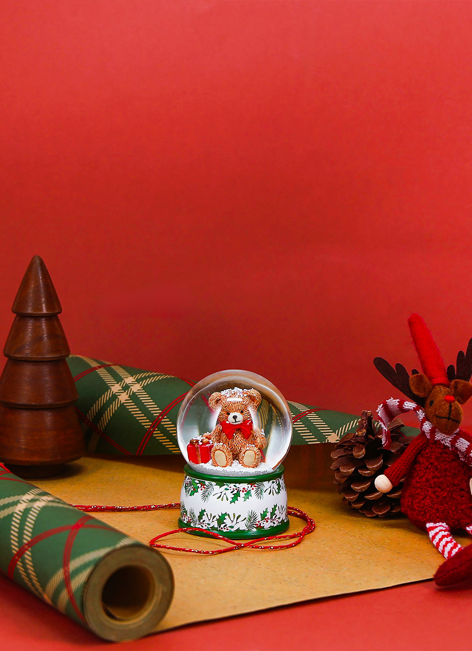 PETITE BOULE à NEIGE NOUNOURS MULTICOLORE