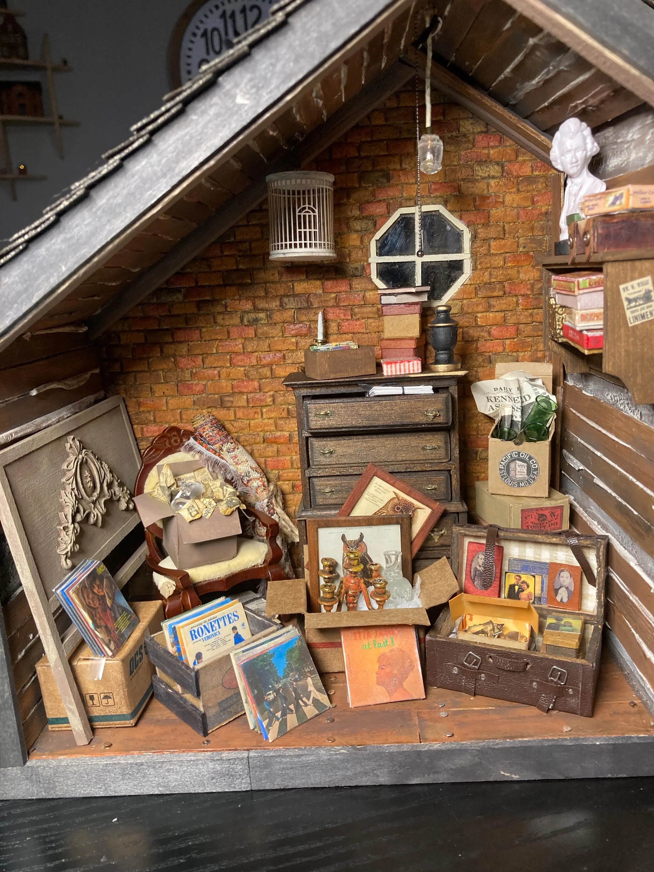 Yaya's Miniature Attic