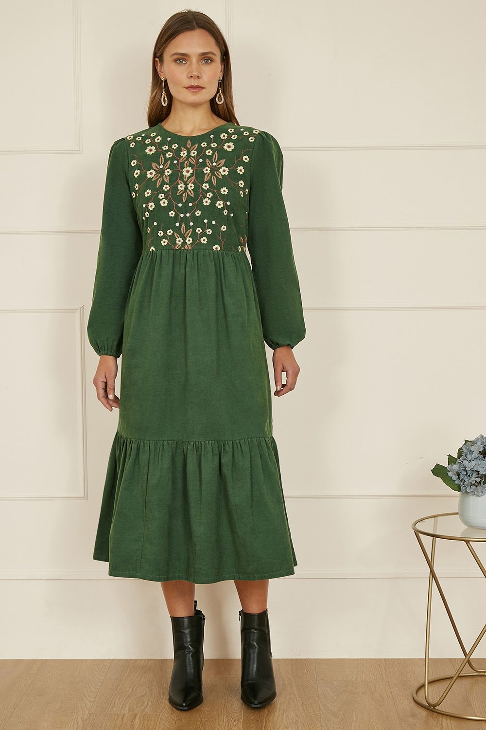Yumi Green Long Sleeve Midi Dress With Floral Embroidery Bodice