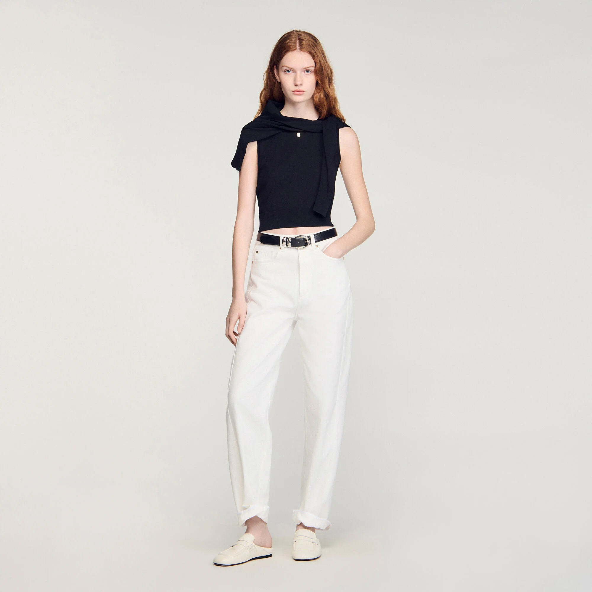 Pull court sans manches en maille