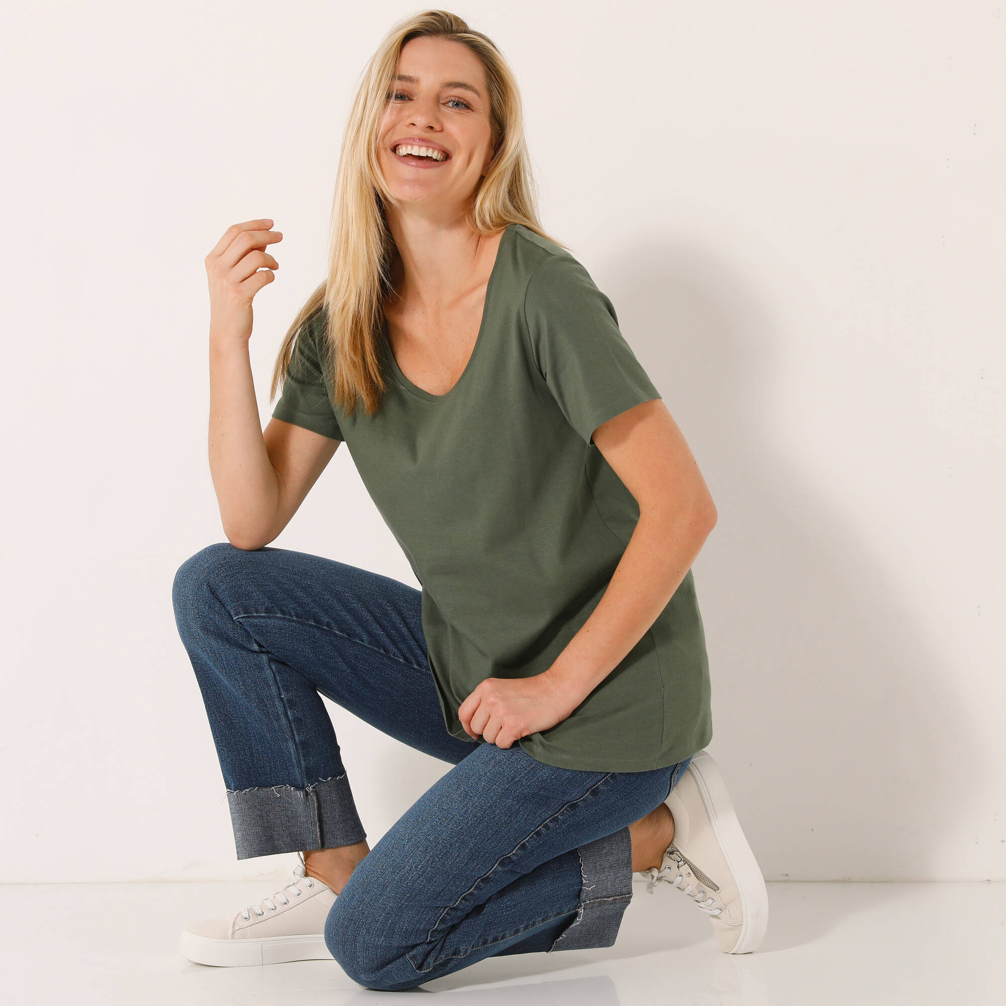 T-shirt uni col rond, coton biologique(**)