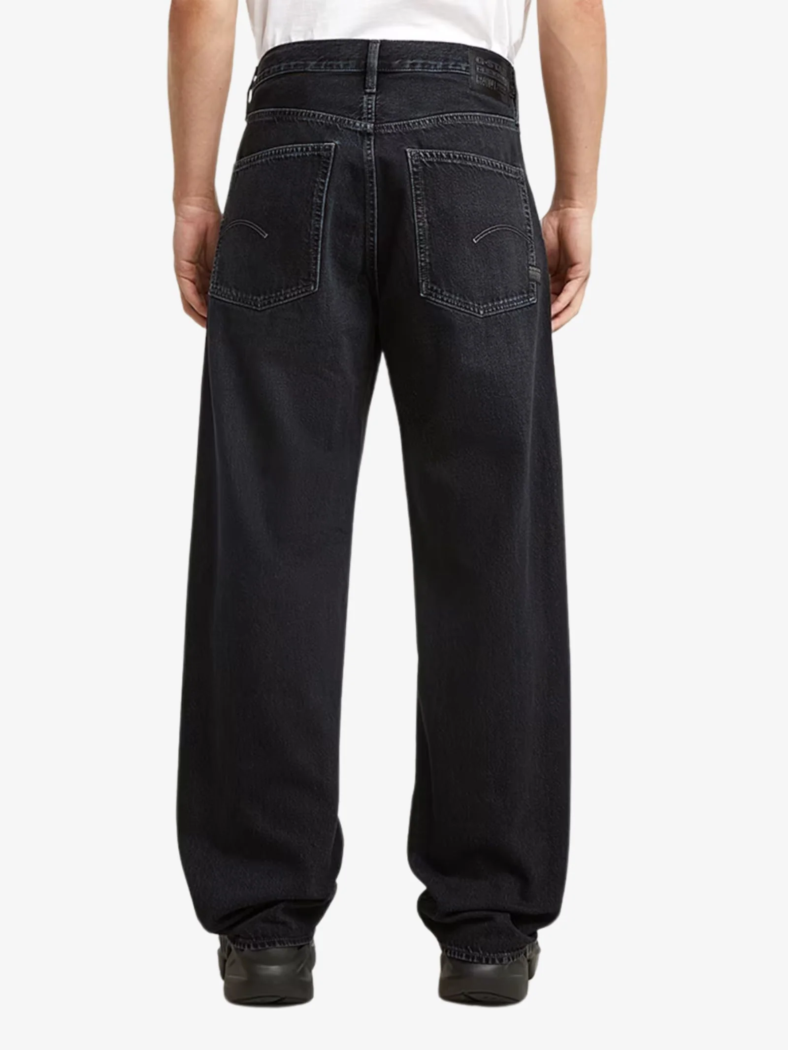 Type 96 Loose Jeans