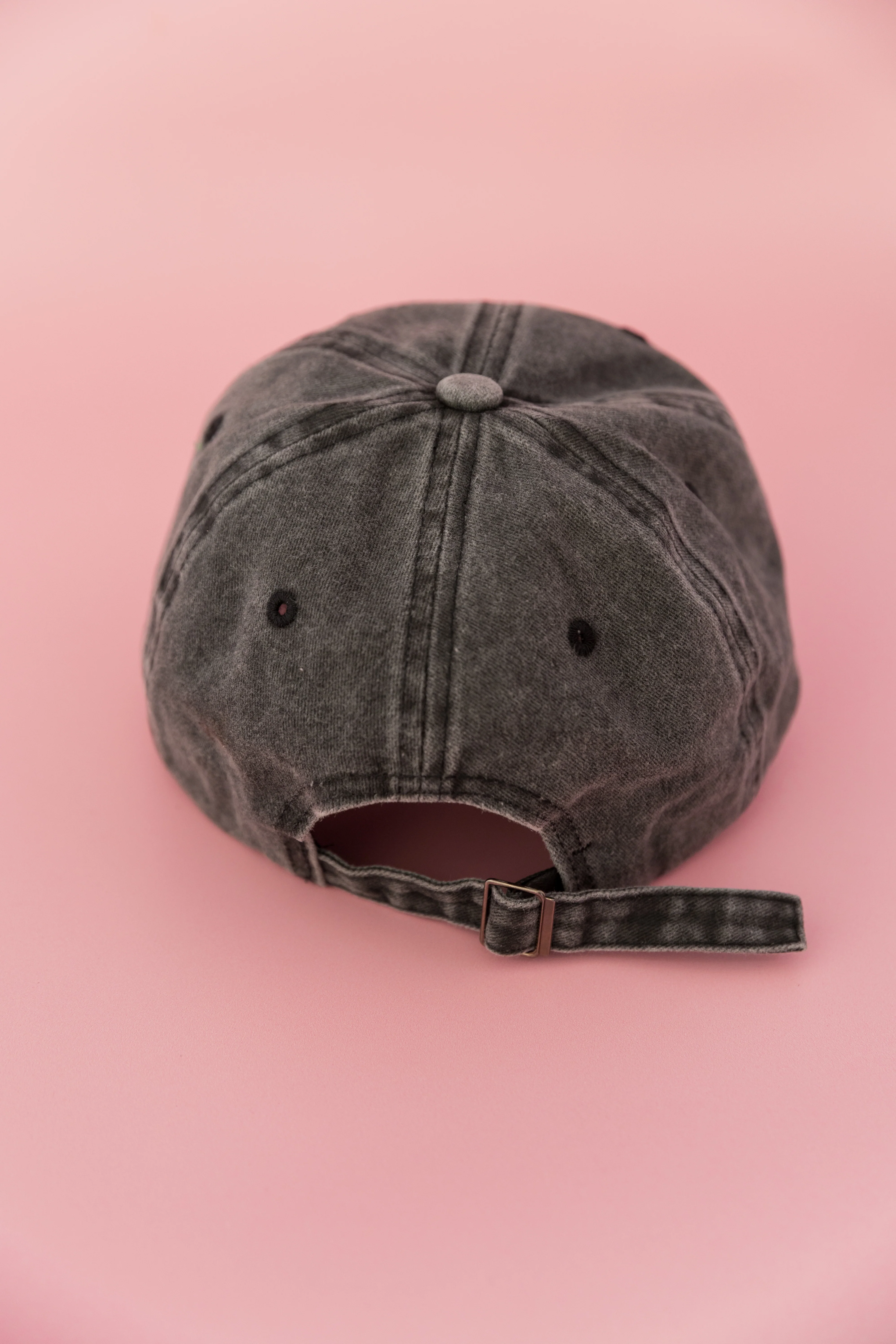 Essentials Slogan Cap in Show Up Black